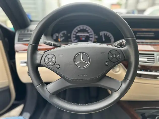 Mercedes-Benz S-Class view 10