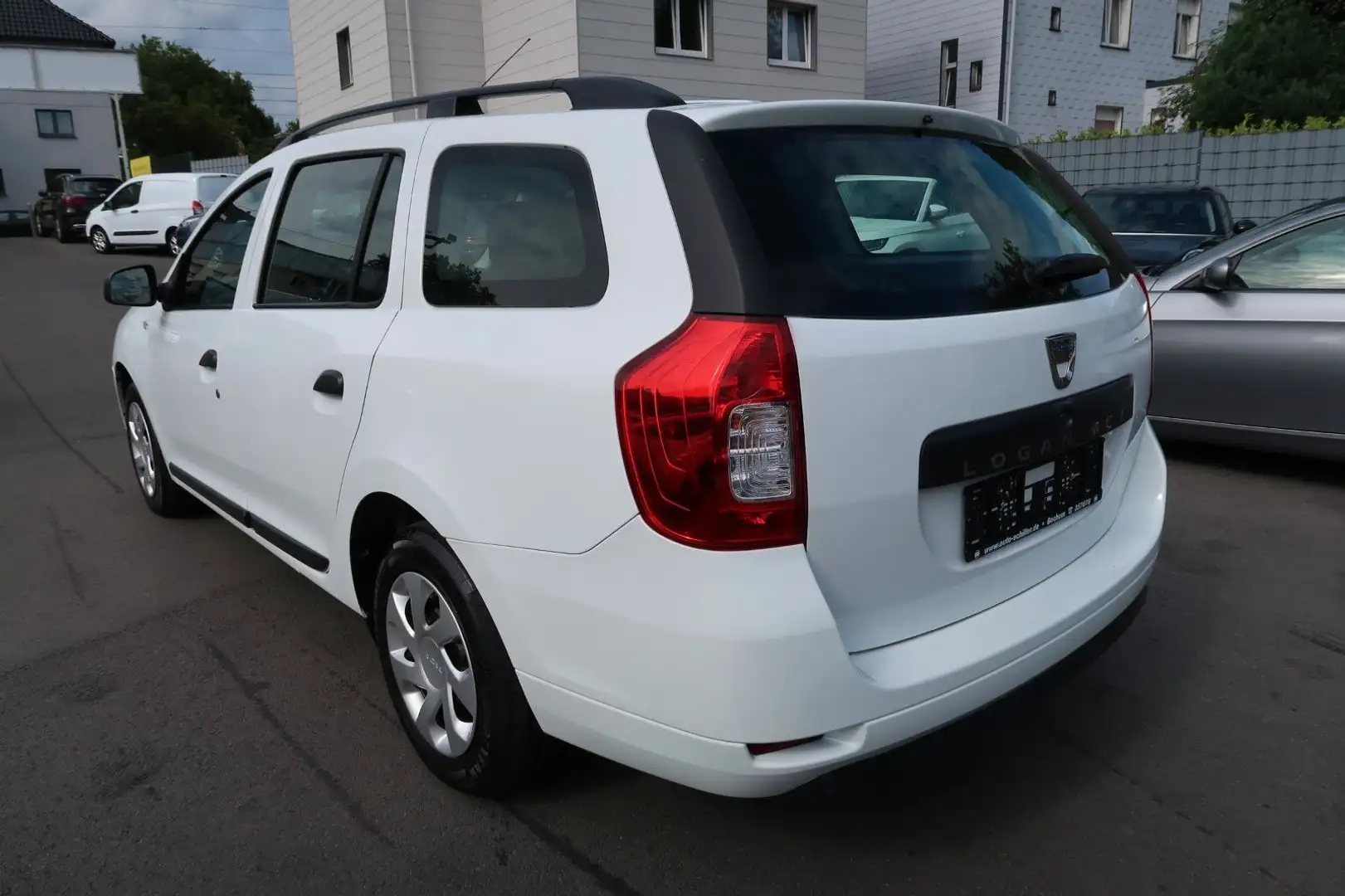 Dacia Logan MCV II Kombi Essential # erst 25.000 km ! Weiß - 2
