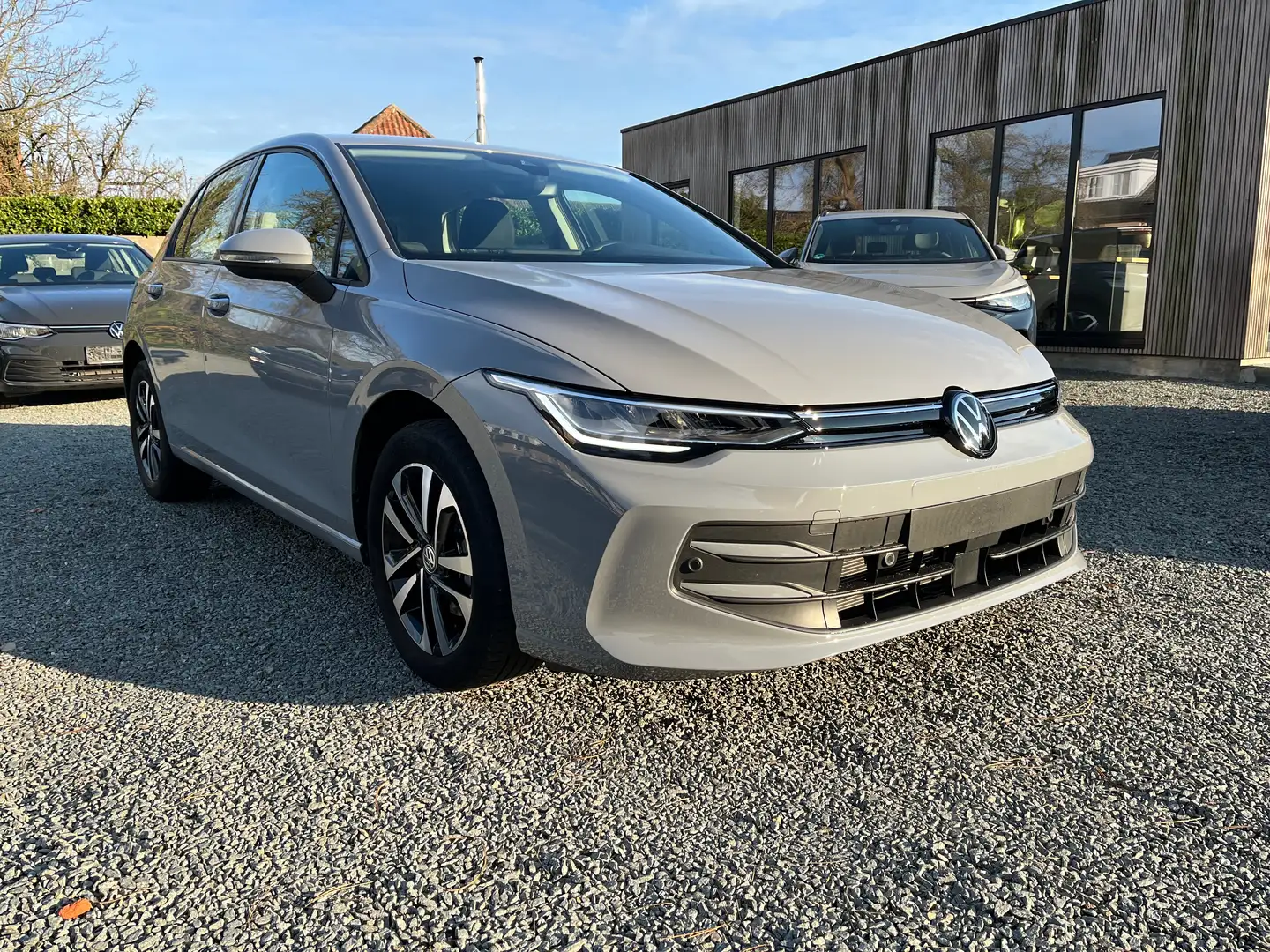 Volkswagen Golf Golf 1.5 eTSI OPF DSG Life Face lift Grijs - 2