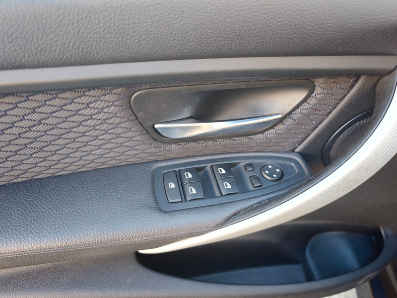 BMW 335 d xDrive*M-PAKET — photo 10