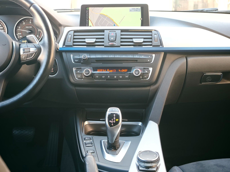 BMW 335 d xDrive*M-PAKET — photo 15
