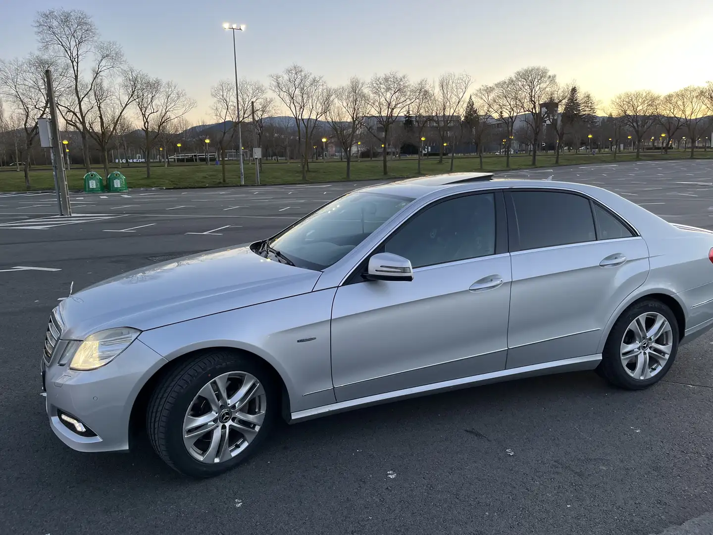 Mercedes-Benz E 250 E 250CDI BE Avantgarde Aut. Avantgarde - 2