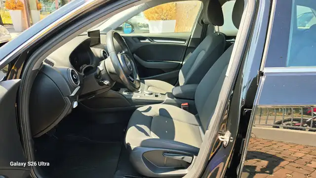 Audi E-Tron S view 4