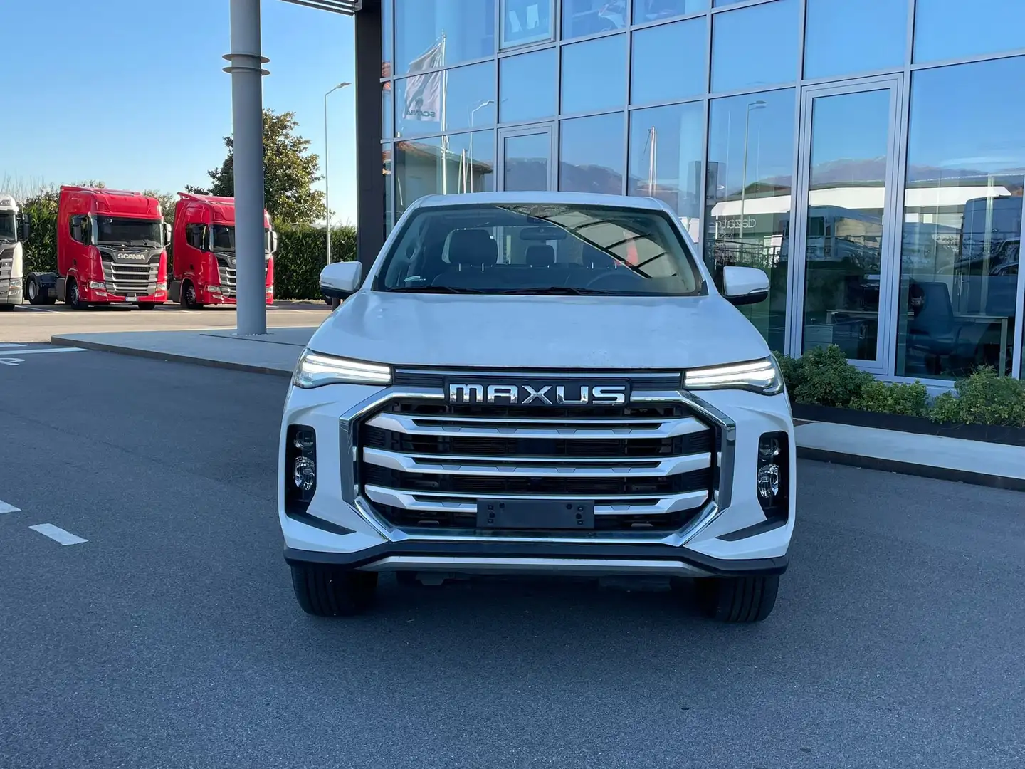 Maxus T90 T 90 88,55 kWh KM0 Weiß - 2