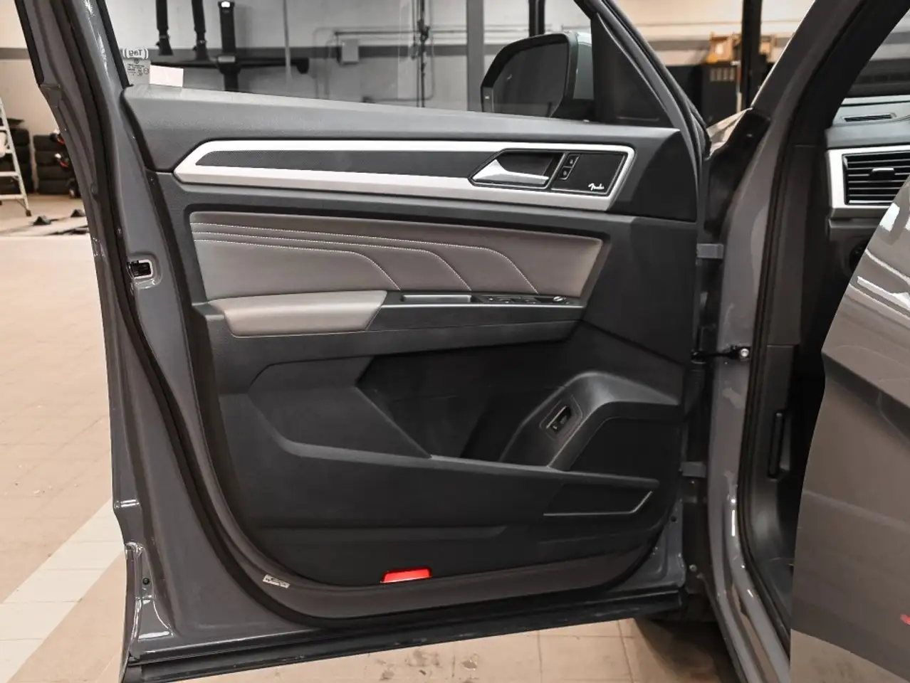 Volkswagen Atlas photo Volkswagen Atlas