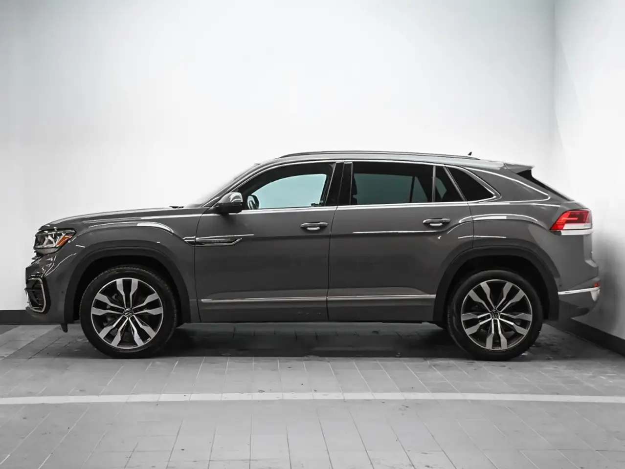 Volkswagen Atlas photo Volkswagen Atlas