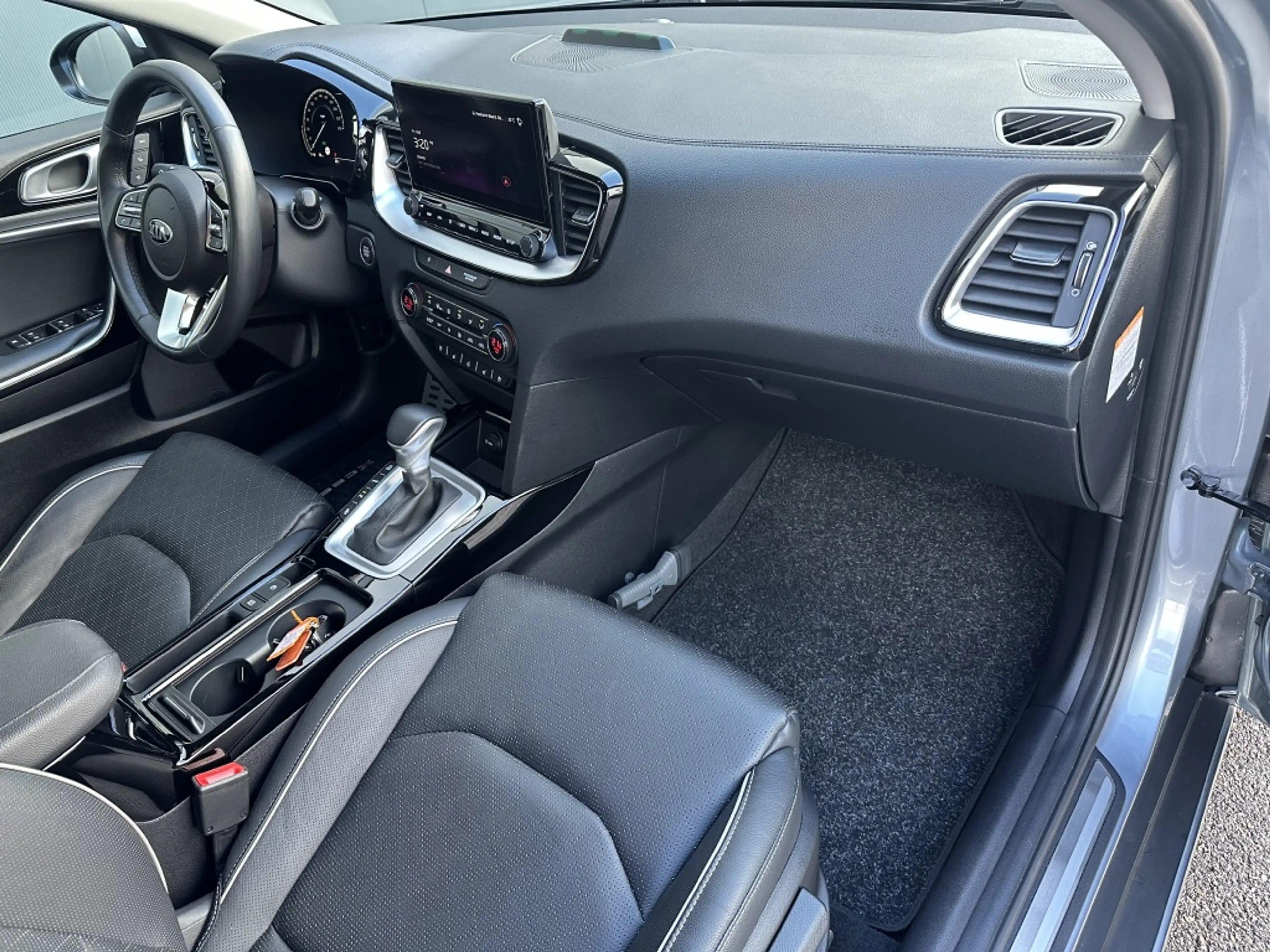 Kia XCeed 1.6 GDi PHEV DynamicPlusLine / Leer / Stoelverwarm — photo 15