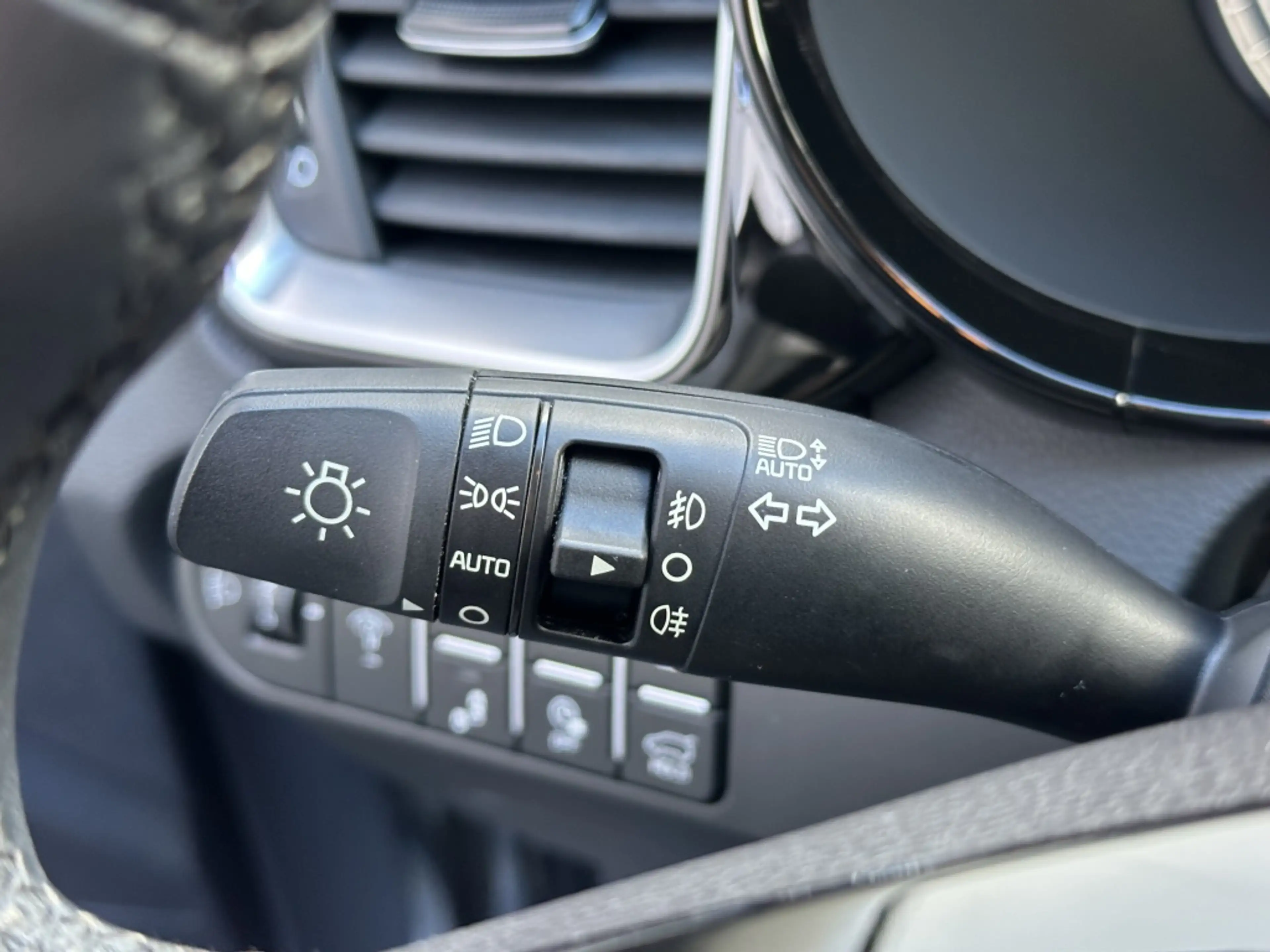 Kia XCeed 1.6 GDi PHEV DynamicPlusLine / Leer / Stoelverwarm — photo 30