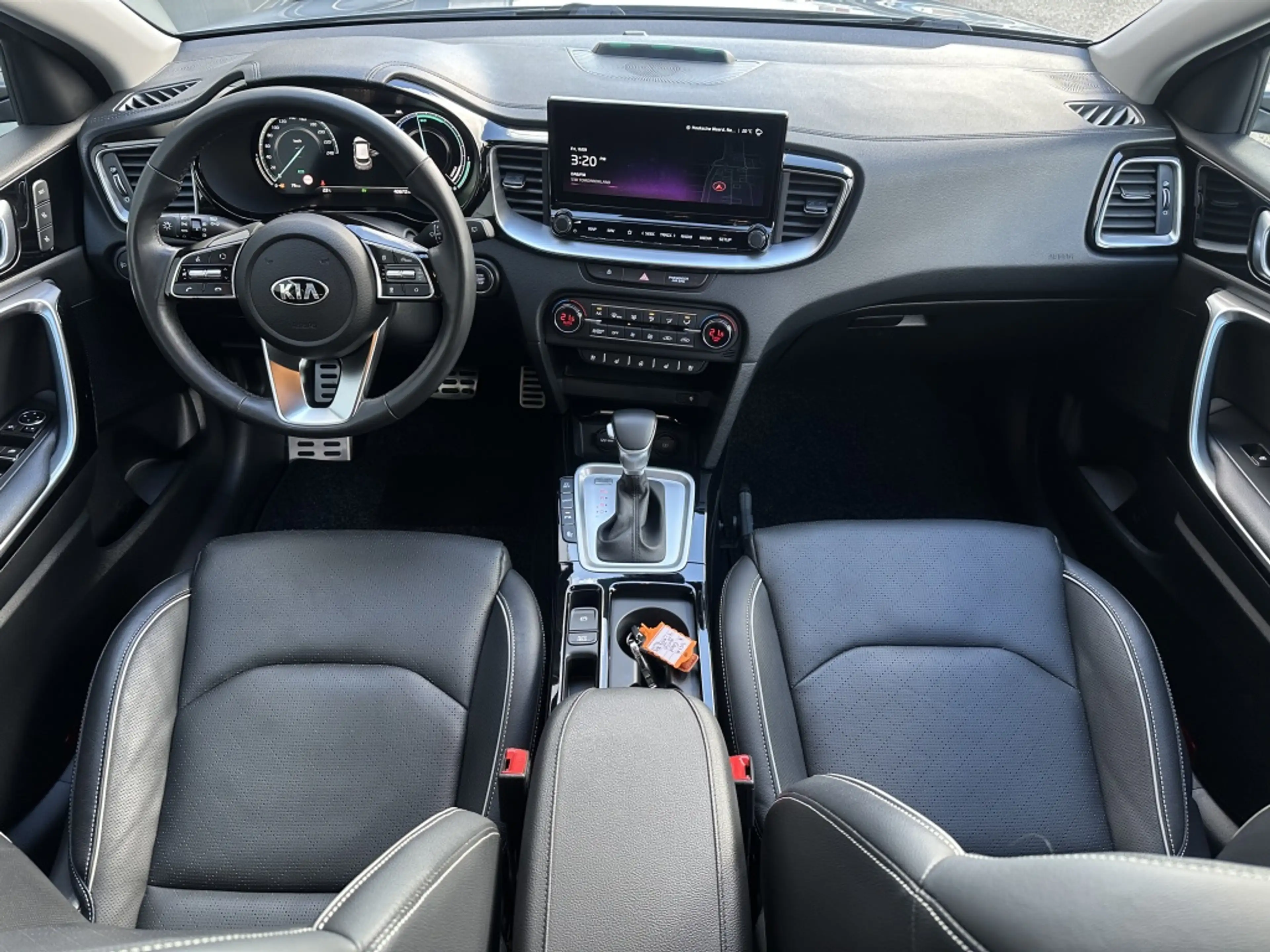 Kia XCeed 1.6 GDi PHEV DynamicPlusLine / Leer / Stoelverwarm — photo 18