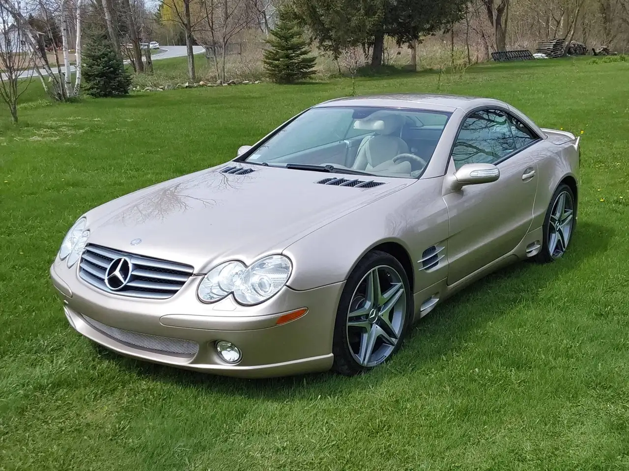 Mercedes-Benz SL снимка Mercedes-Benz SL