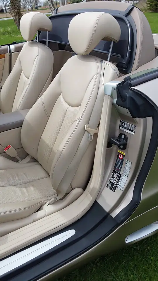Mercedes-Benz SL снимка Mercedes-Benz SL
