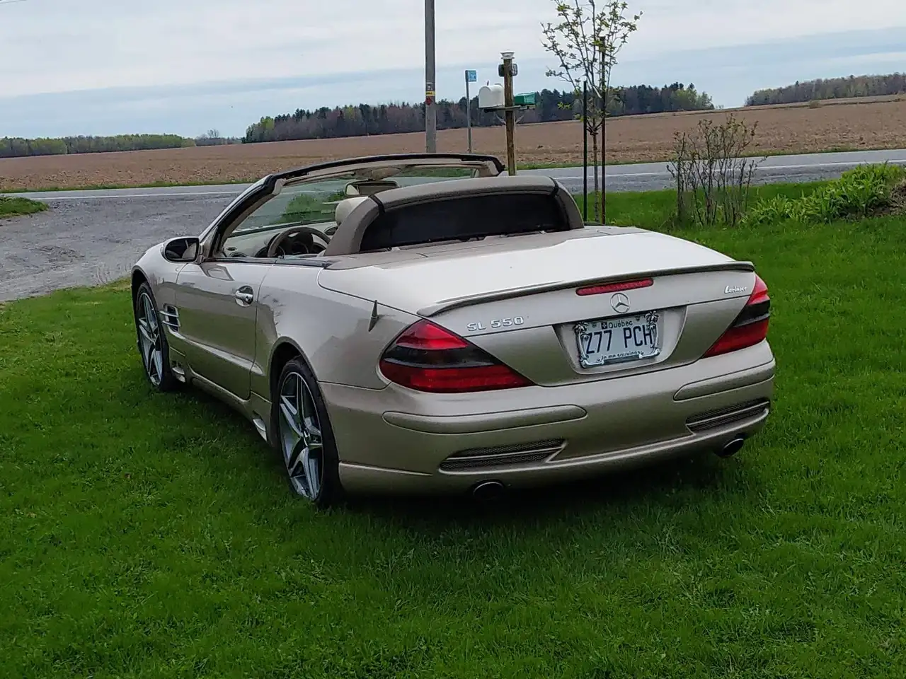 Mercedes-Benz SL снимка Mercedes-Benz SL