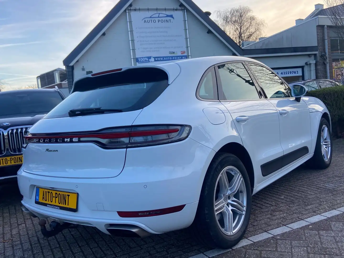 Porsche Macan 2.0 SPORTDESIGN/KEYLESS/NL-AUTO/CAMERA/BLINDSPOT Weiß - 2