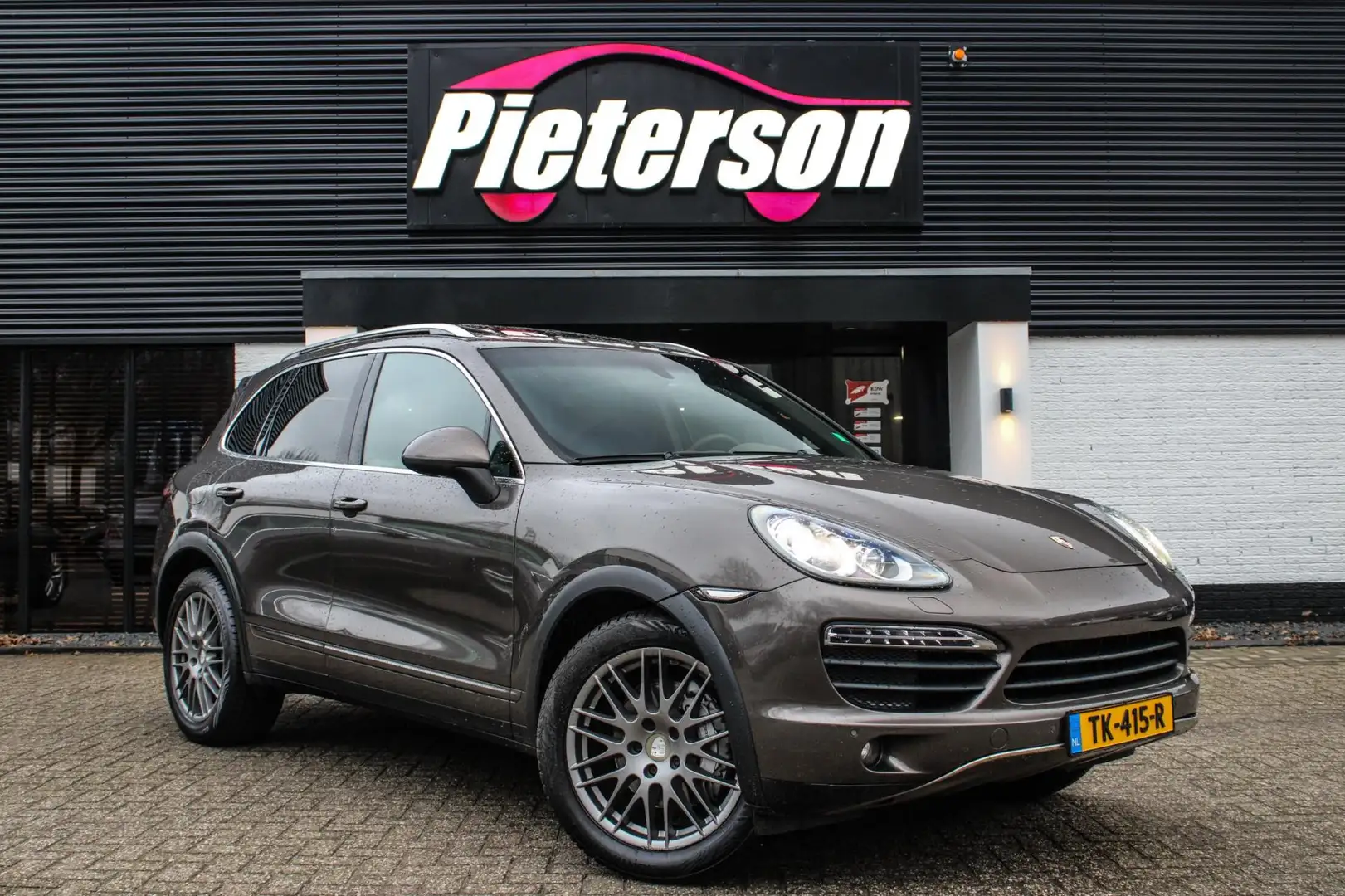 Porsche Cayenne 4.8 S PANO PANO XENON LEDER CLIMA PDC LED Коричневий - 1