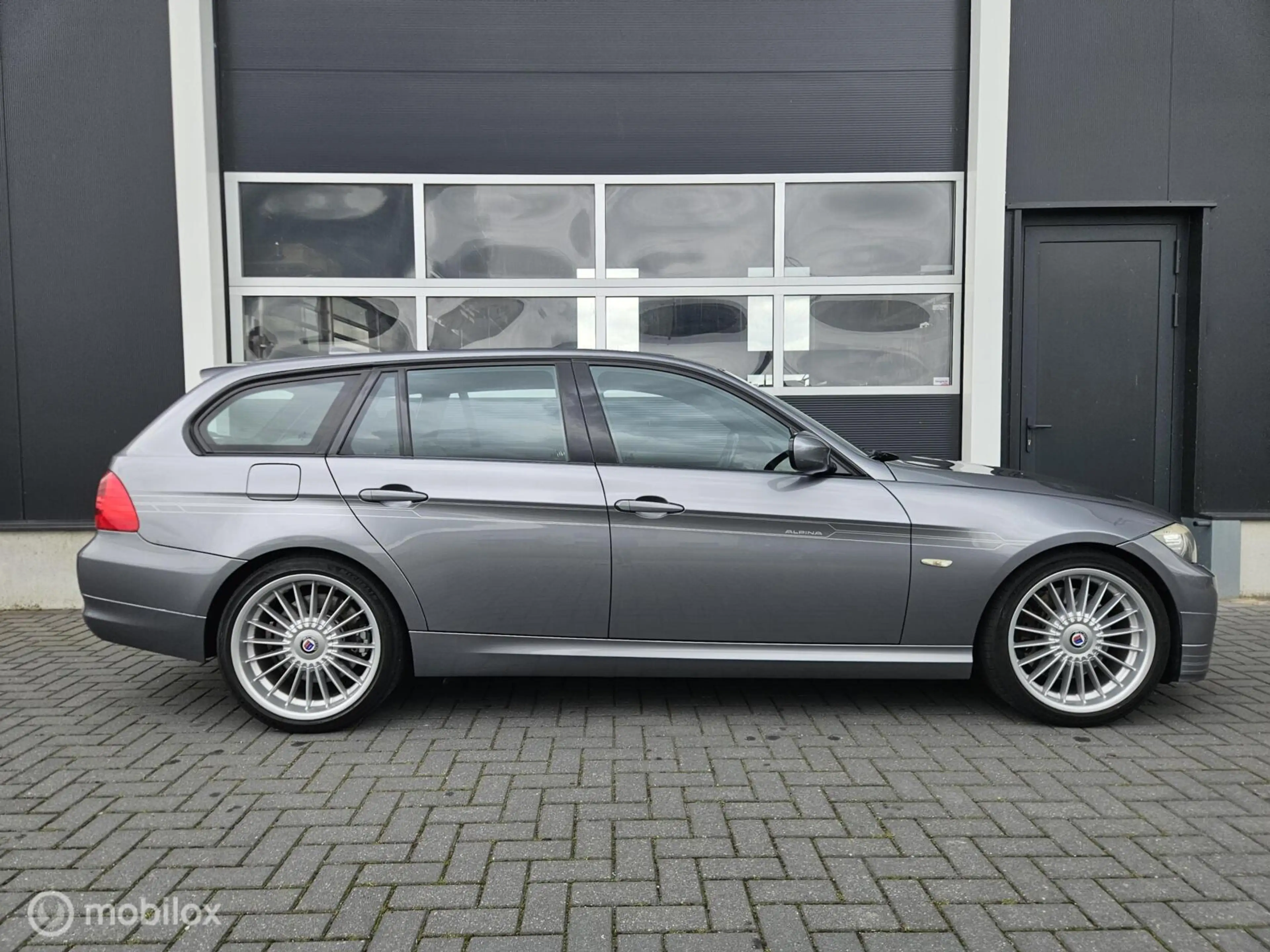 Alpina B3 Biturbo Touring — photo 9