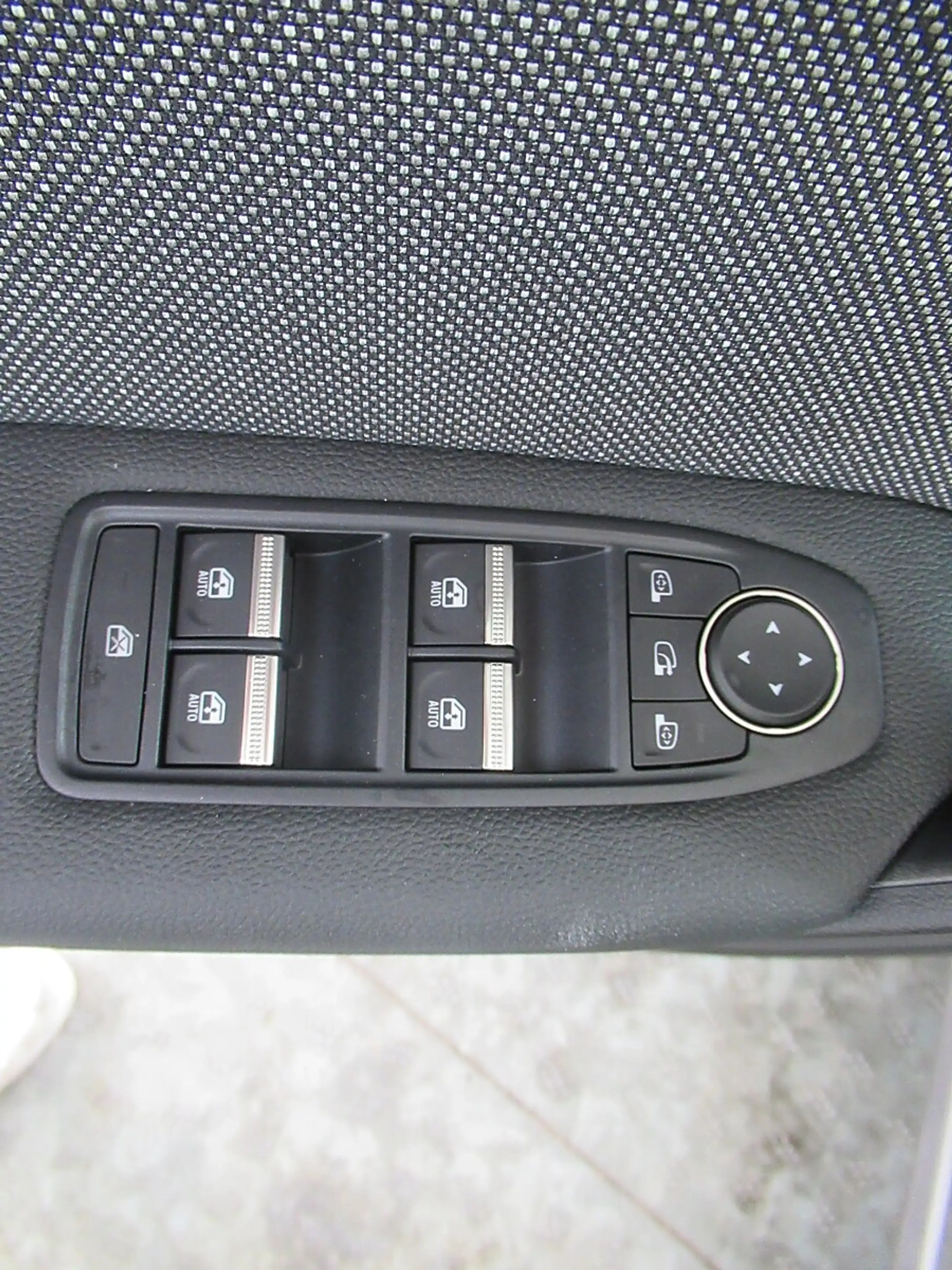 Renault Symbioz mHEV 140 Techno *ACC *R-Kamera *Sitzheizung *Klima — photo 10