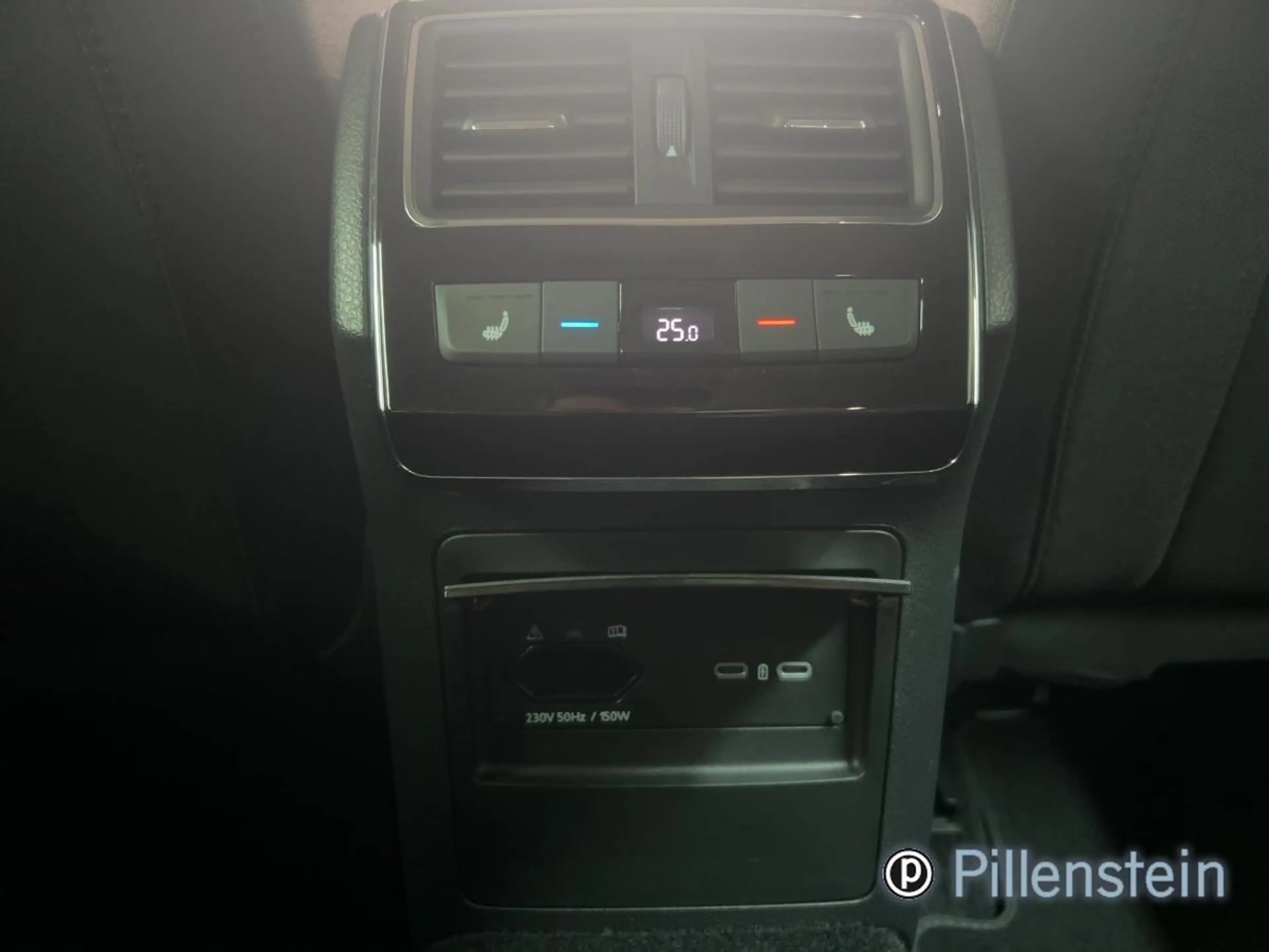 Skoda Superb LIMO TDI NAVI+KAM+BUSINESS+ACC+17" — photo 15