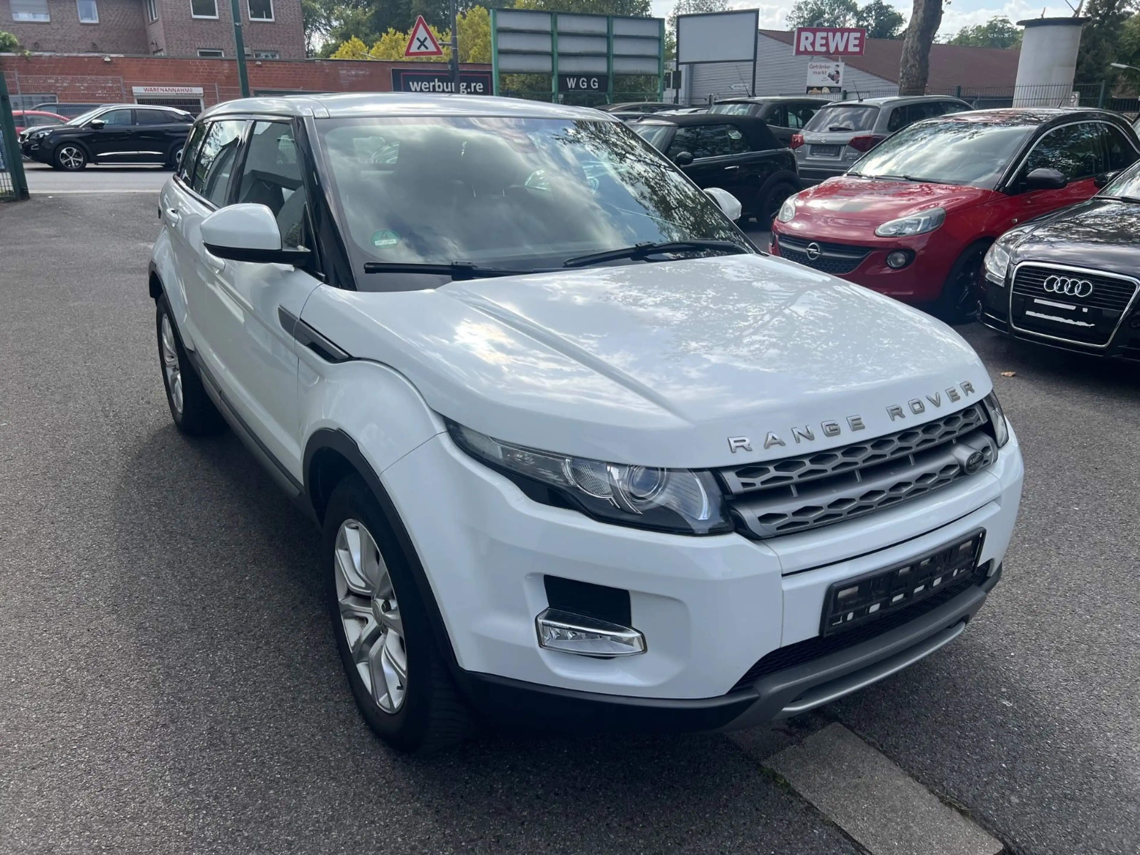 Land Rover Range Rover Evoque Pure"Klimaaut."SHZ"Teilleder"