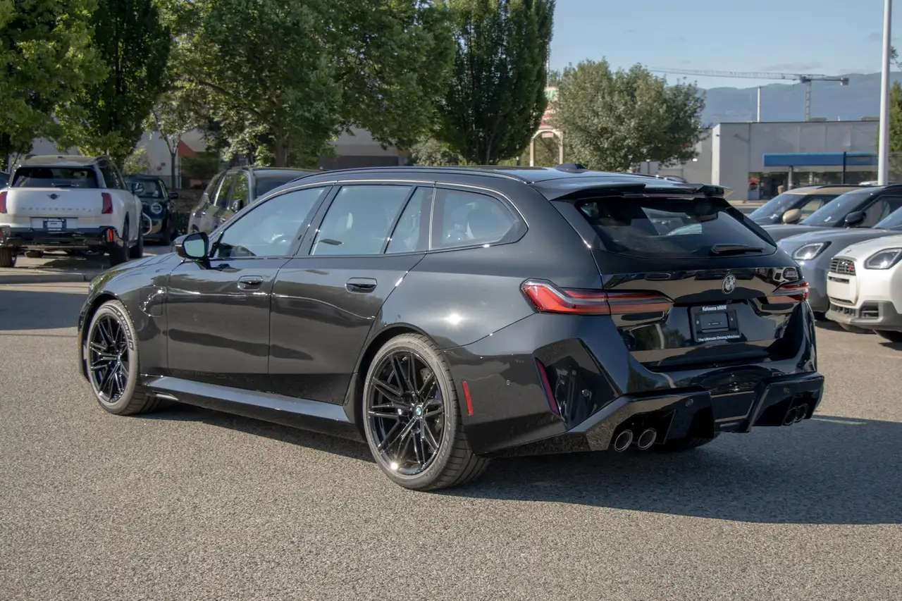BMW M5 снимка BMW M5