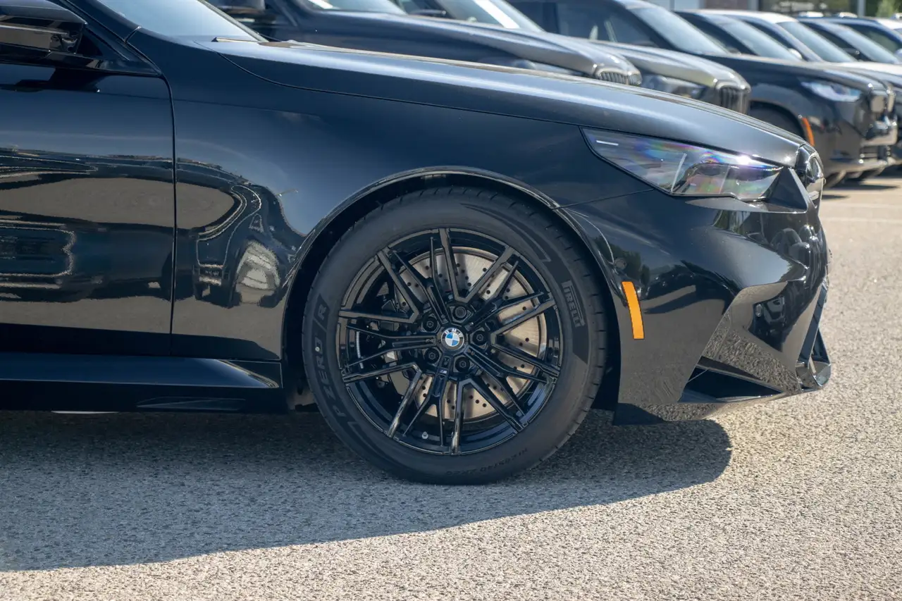 BMW M5 снимка BMW M5