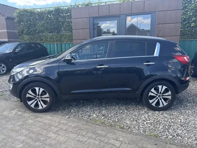 Kia Sportage view 3