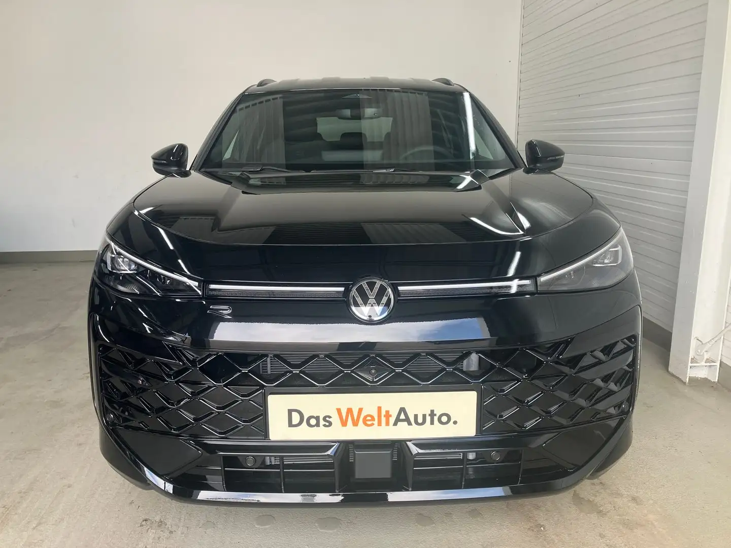 Volkswagen T-Roc R-Line eTSI DSG Schwarz - 2
