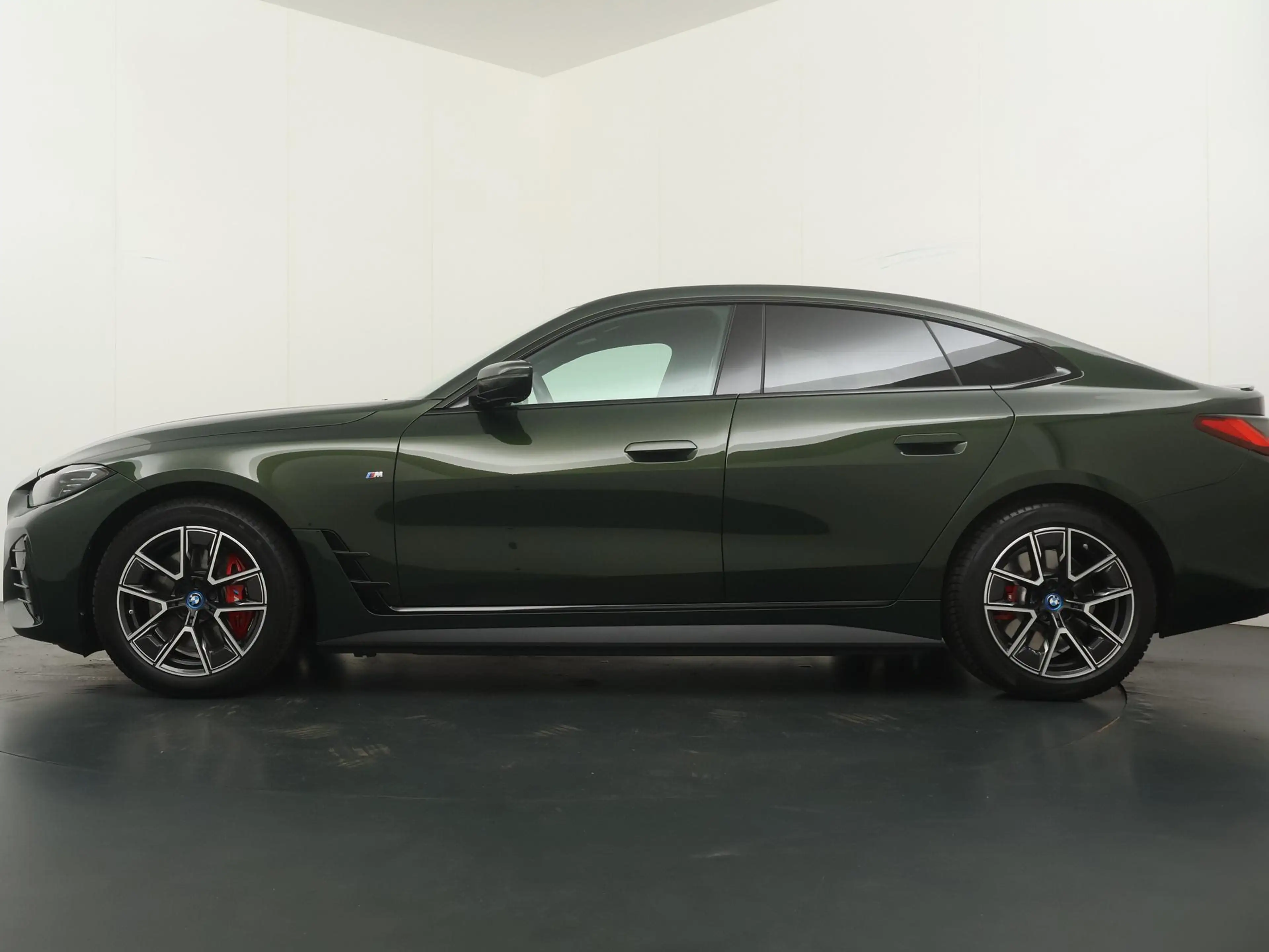 BMW i4 eDrive40 84 kWh M Sportpakket | Adaptive cruise co — photo 12