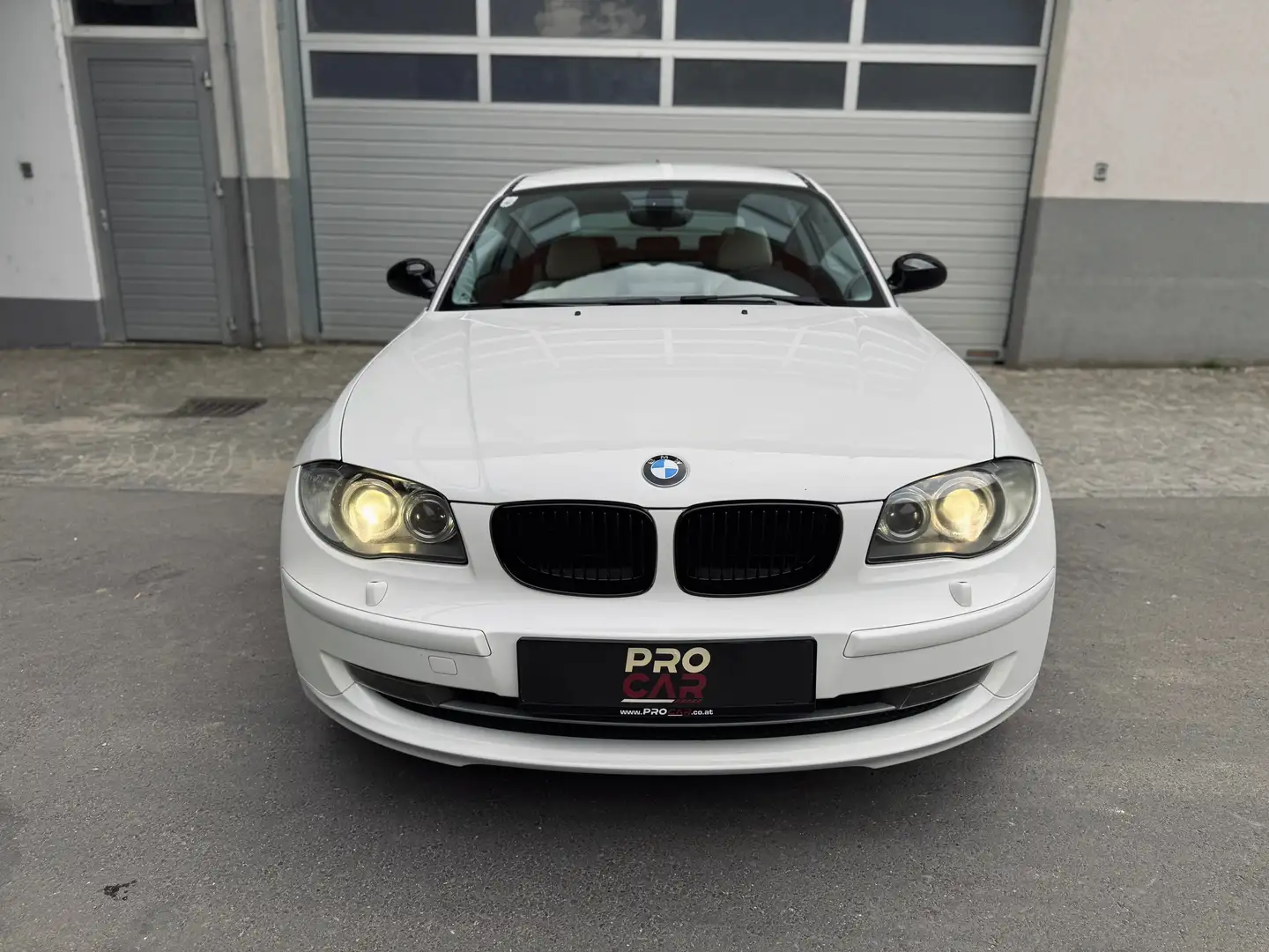 BMW 116 116i Advantage *Leder/Xenon/AlpineSound/Carplay* Weiß - 2