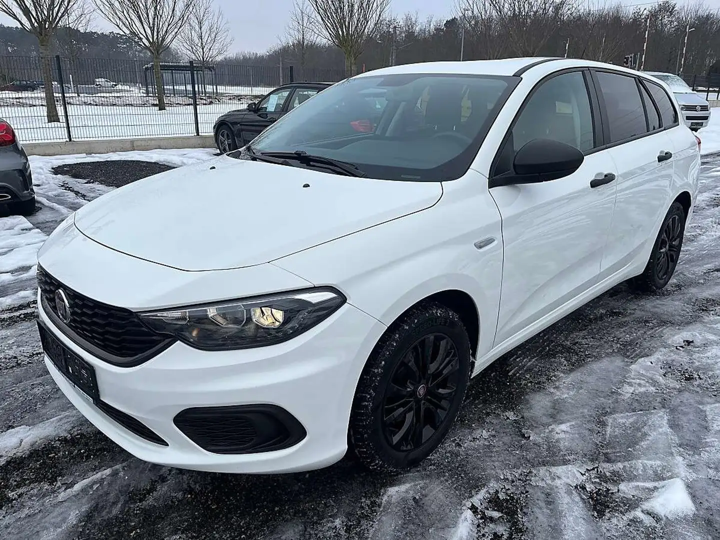 Fiat Tipo Pop Weiß - 1