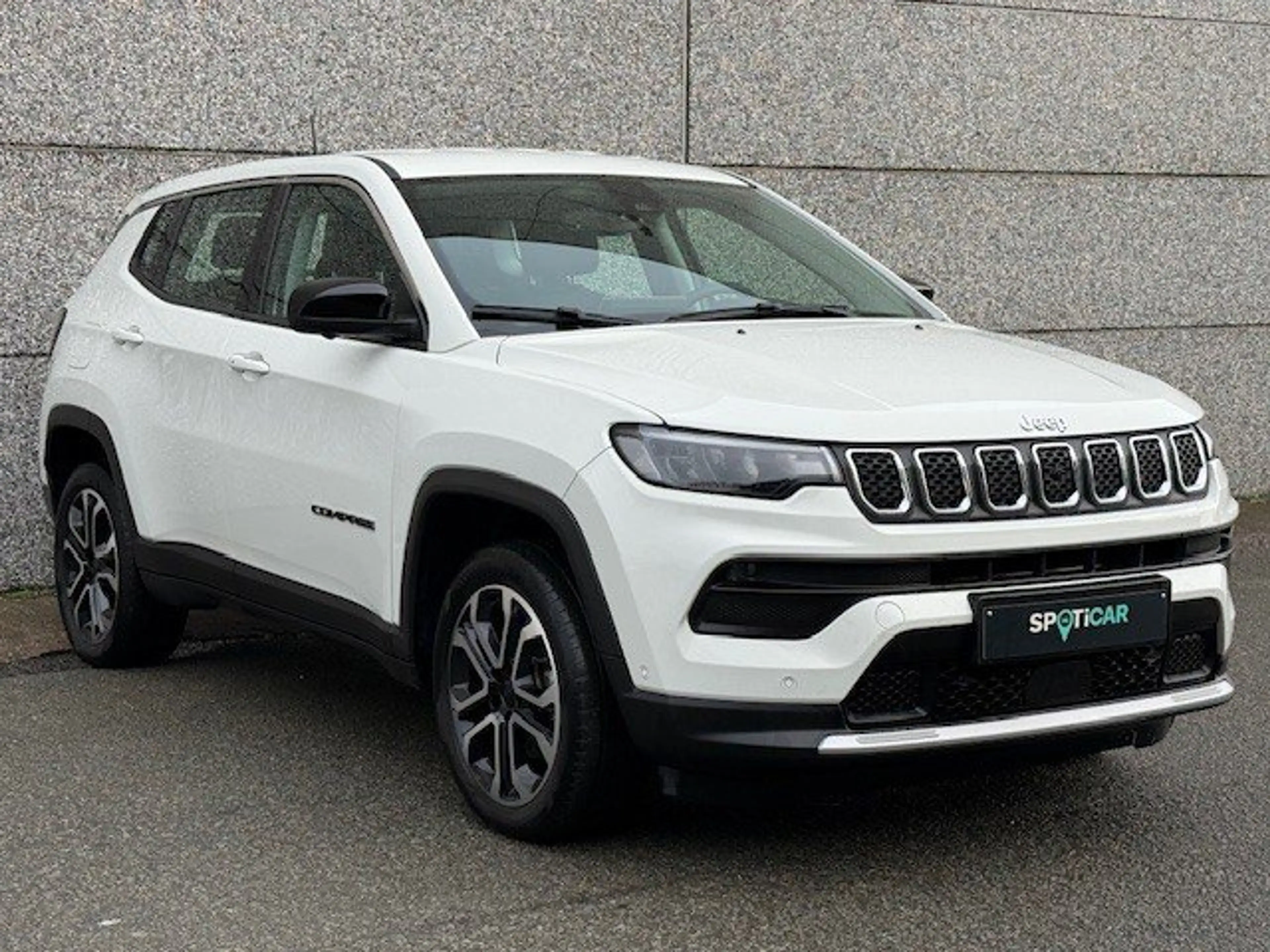 Jeep Compass *CAR PLAY*CAMERA* 1.5 Benz/Hybride 130 pk Summit — photo 3
