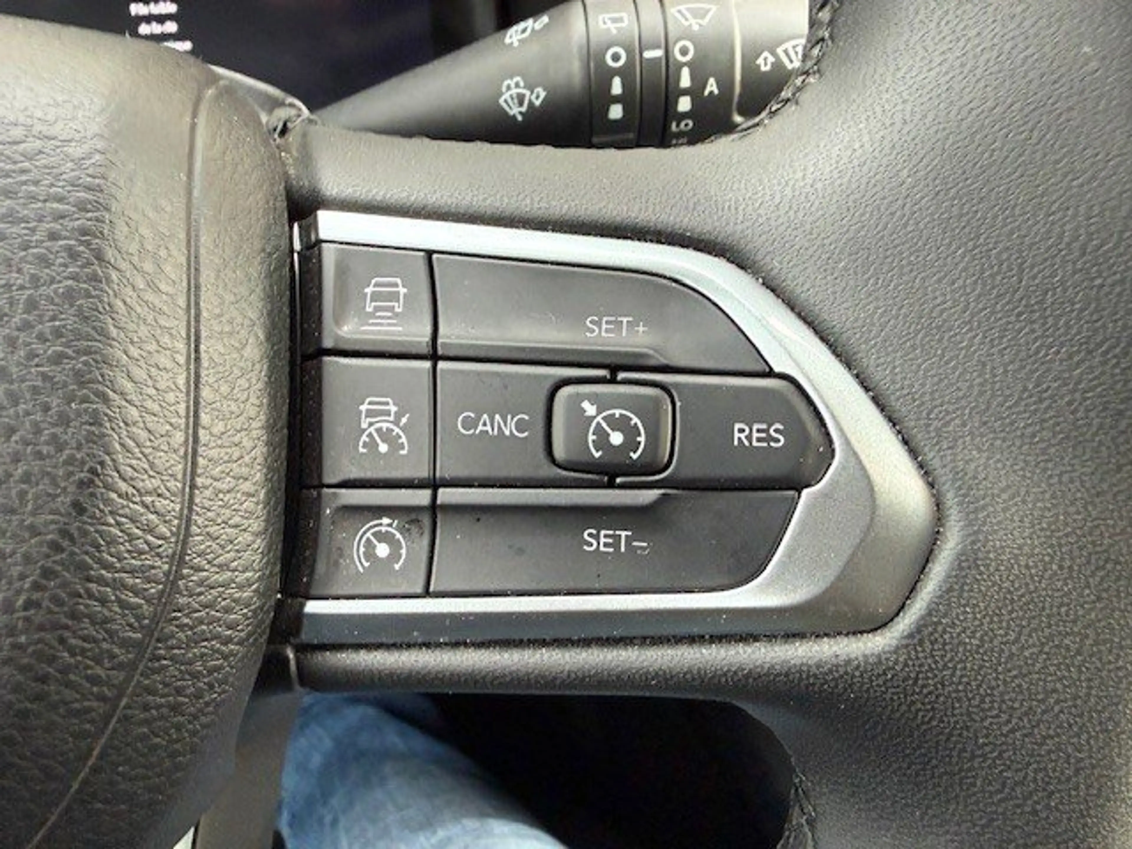 Jeep Compass *CAR PLAY*CAMERA* 1.5 Benz/Hybride 130 pk Summit — photo 13