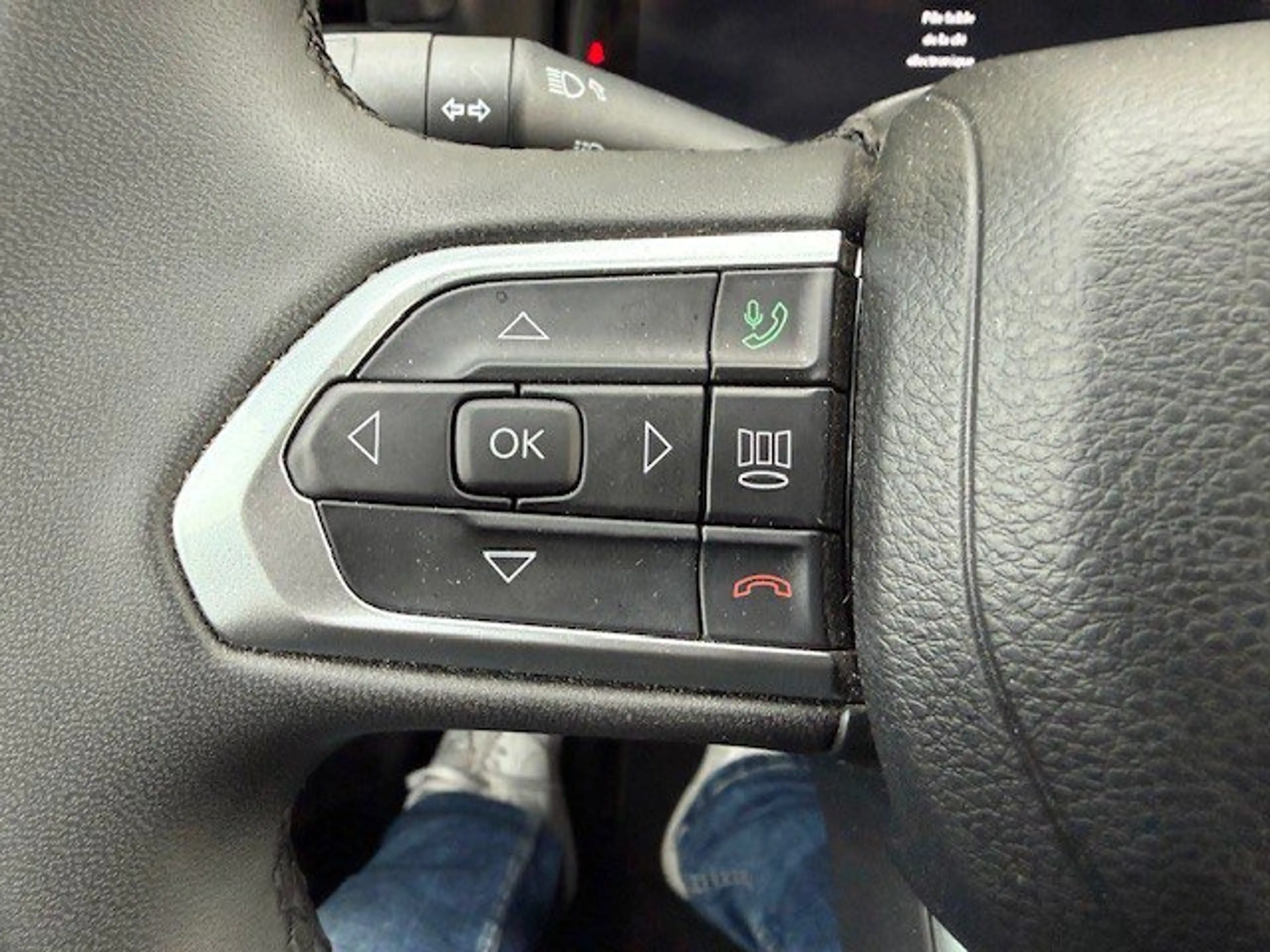 Jeep Compass *CAR PLAY*CAMERA* 1.5 Benz/Hybride 130 pk Summit — photo 12