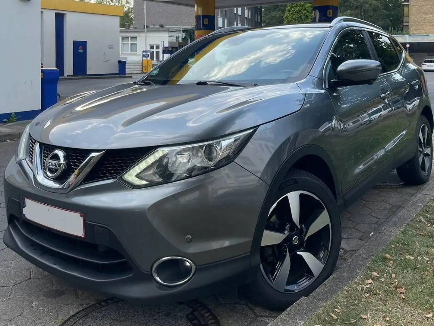 Nissan Qashqai N-Connecta Grijs - 1