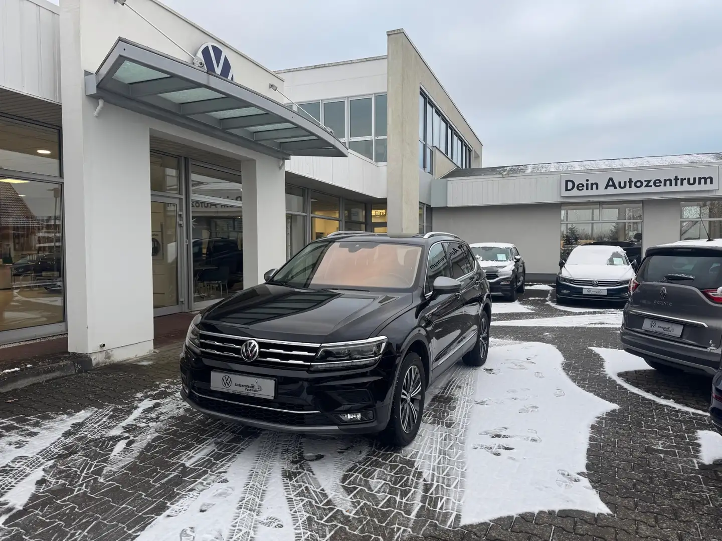 Volkswagen Tiguan BW Allspace 2.0 TDI DSG 4 Motion Highline Noir - 2