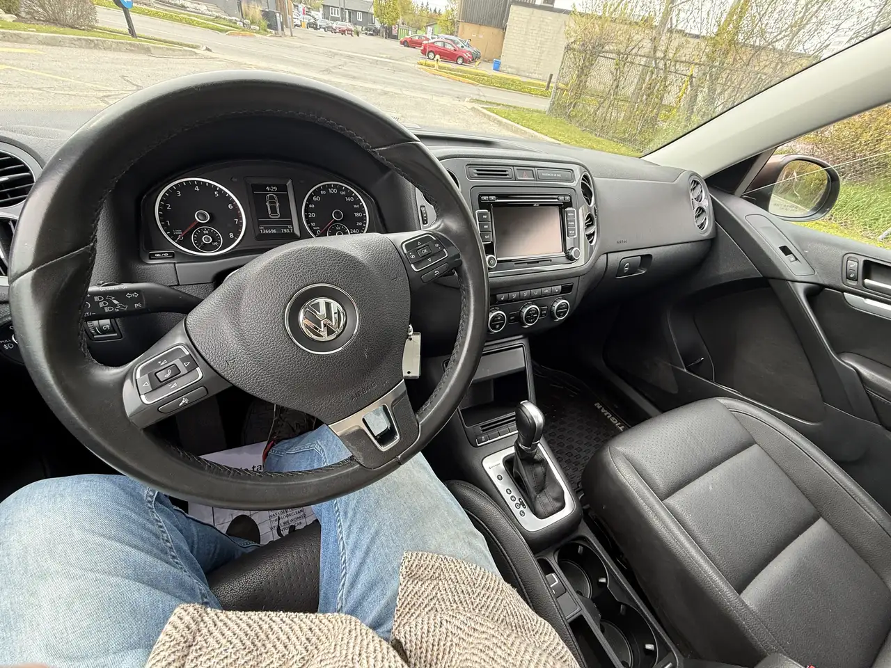 Volkswagen Tiguan снимка Volkswagen Tiguan