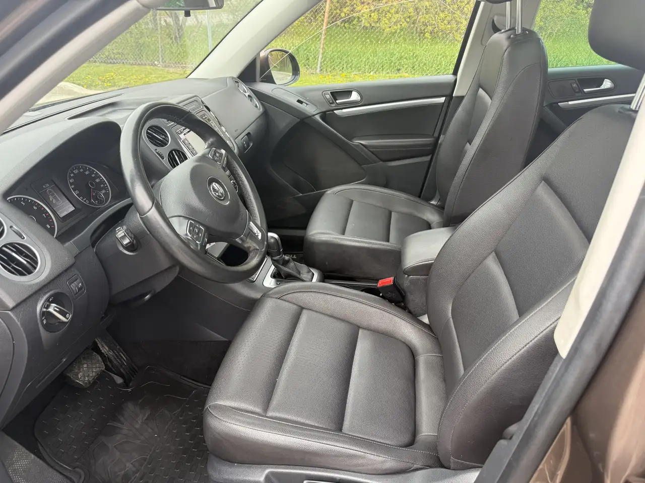 Volkswagen Tiguan снимка Volkswagen Tiguan