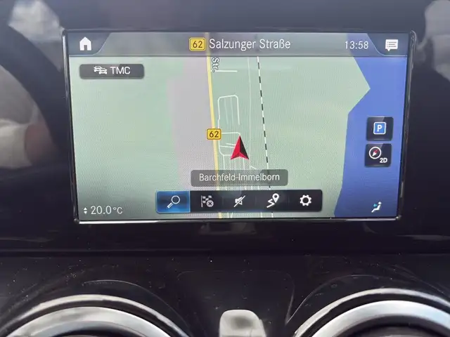 Mercedes-Benz GLB view 21