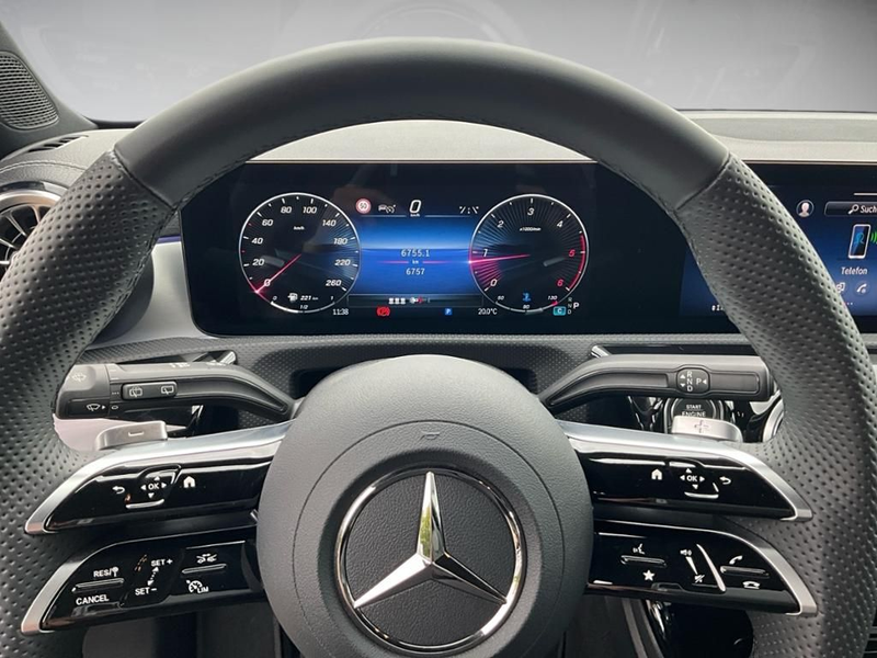 Mercedes-Benz CLA 200 CLA 200 d AMG Line Advanced Plus Shooting Brake — photo 12