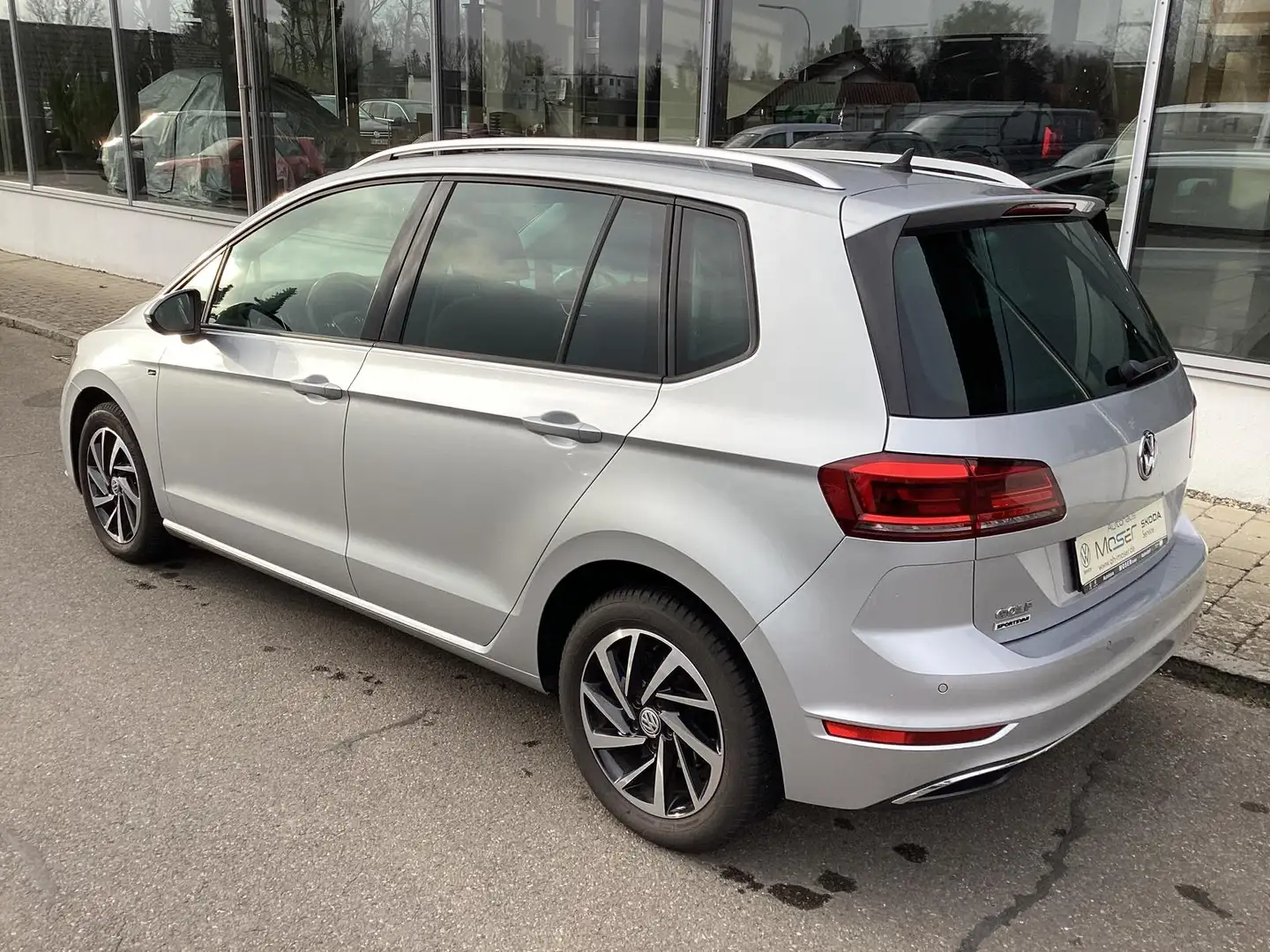 Volkswagen Golf Sportsvan 1.0 TSI Join/PDC/SHZ/App/ACC/Navi Silber - 2