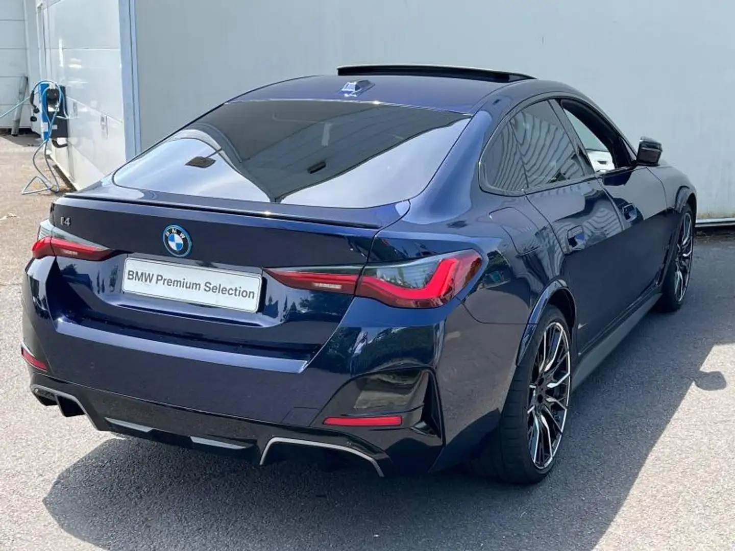 BMW i4 M50 544ch Bleu - 2