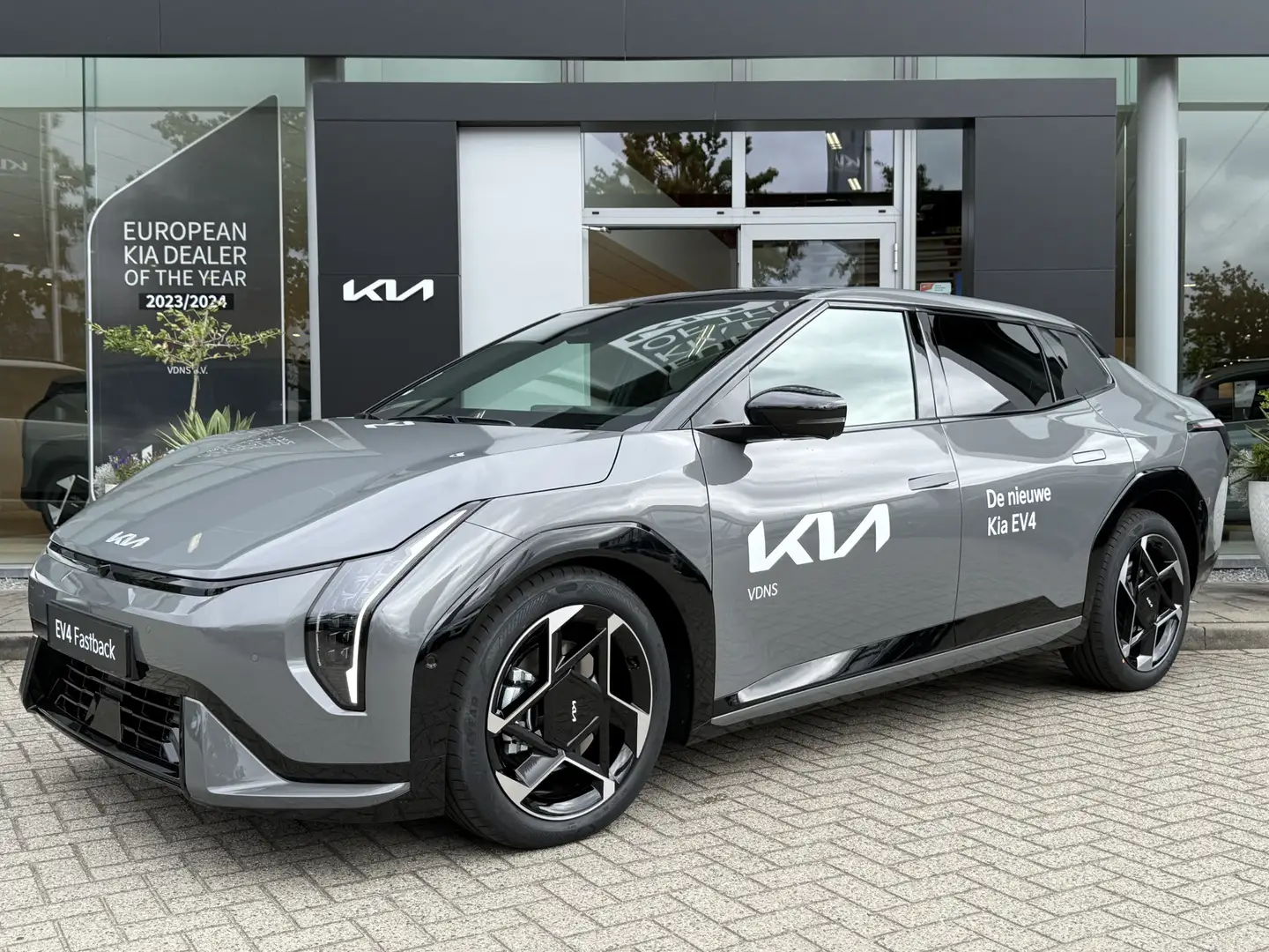 Kia EV4 GT-PlusLine 81.4 kWh | Tot 10 jaar garantie | Info Gris - 1
