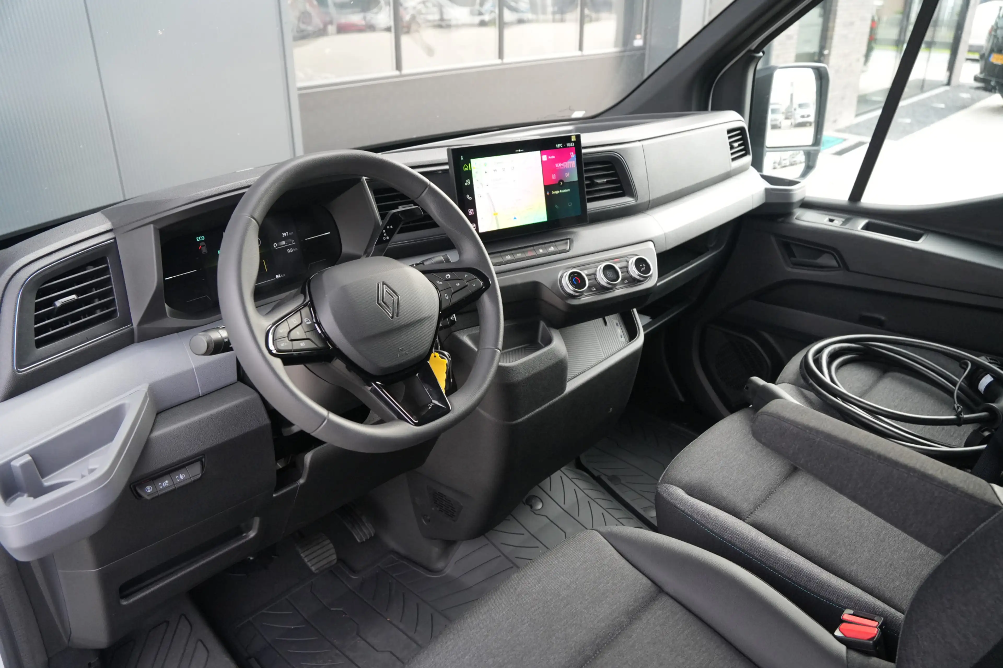 Renault Master E-Tech T35 L2H2 Advance Long Range 87 kWh 143pk - — photo 2