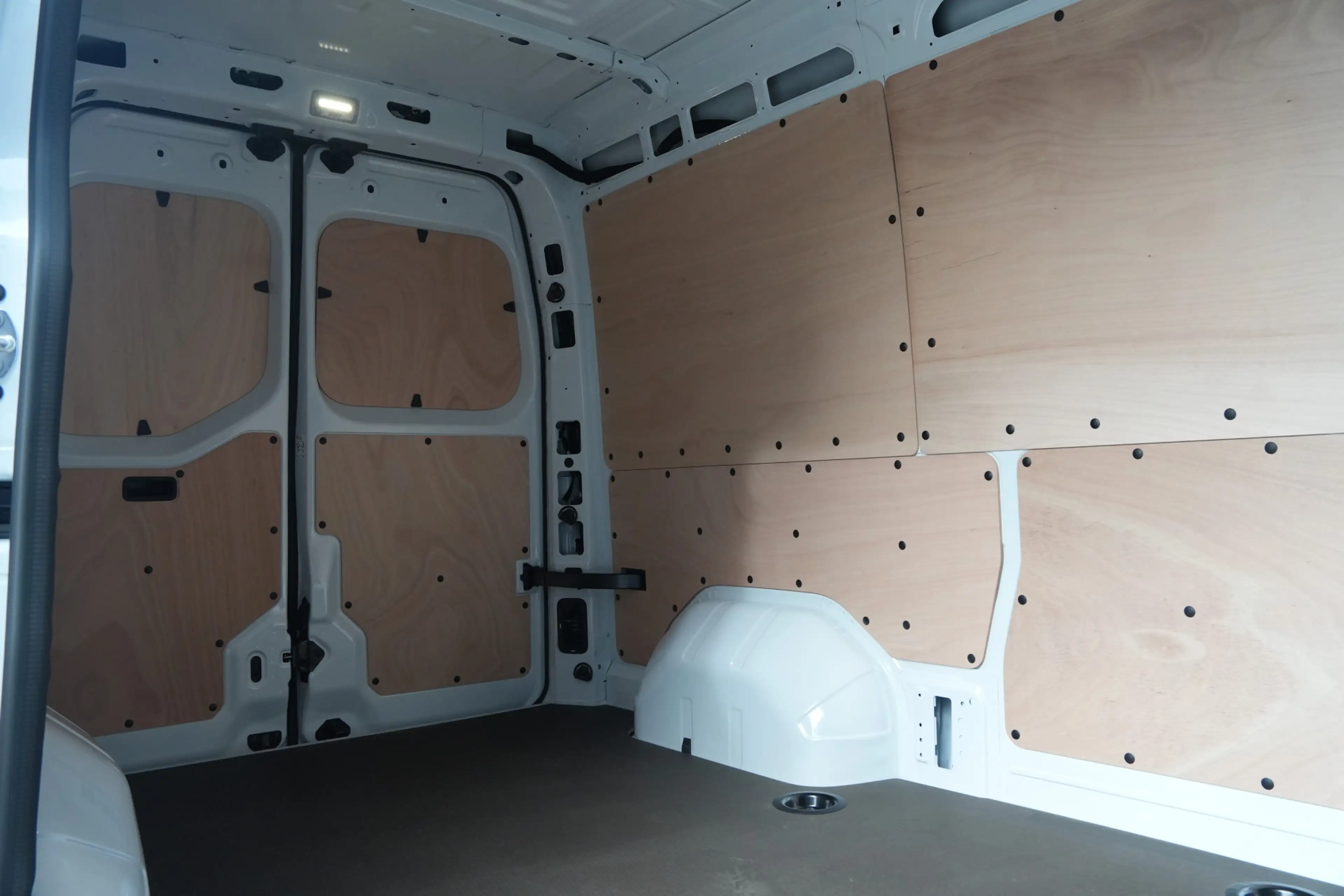 Renault Master E-Tech T35 L2H2 Advance Long Range 87 kWh 143pk - — photo 40