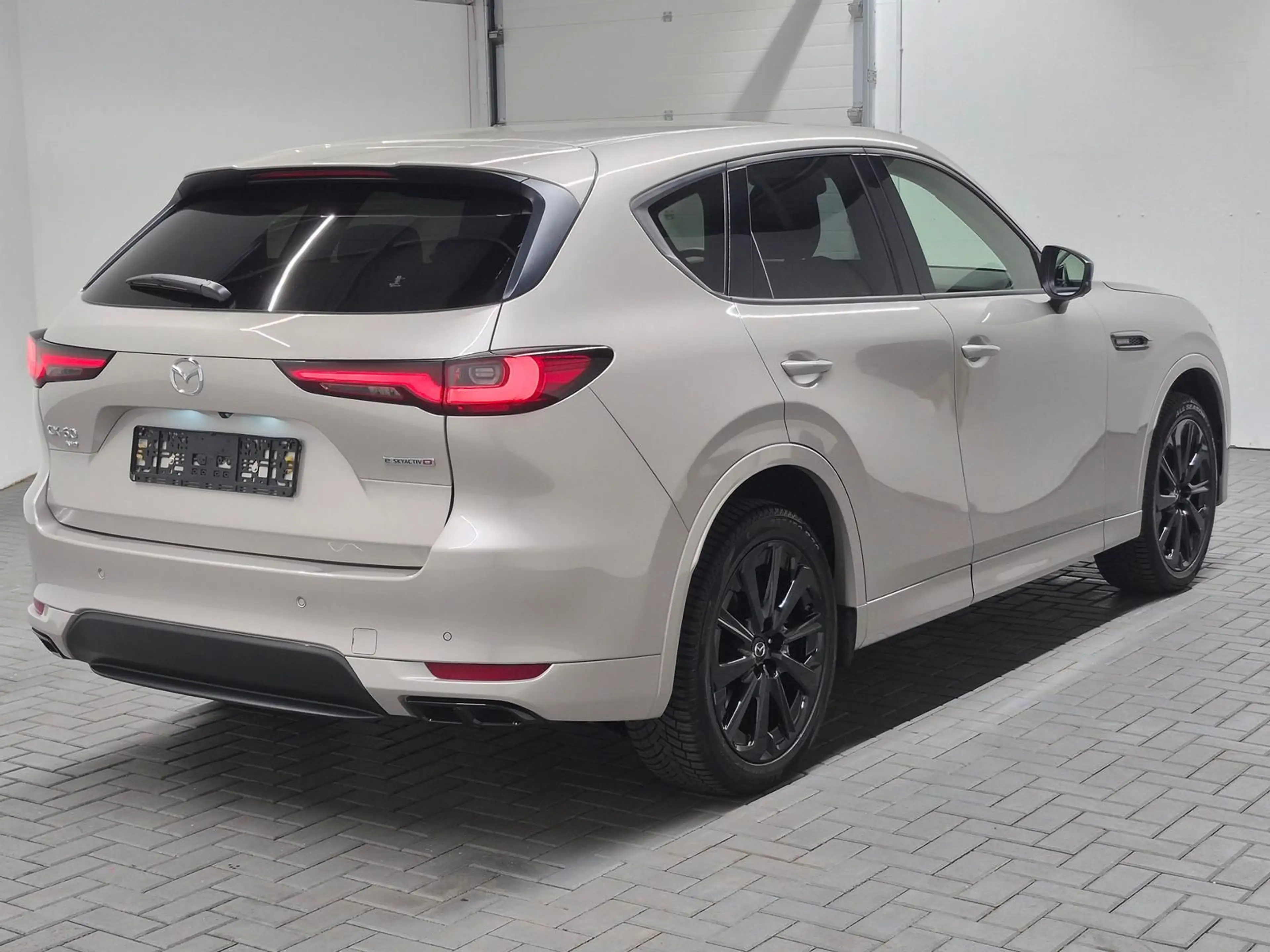 Mazda CX-60 AWD Homura ALH/BOSE/Navi/AHK/HUD/360°/20LM — photo 4