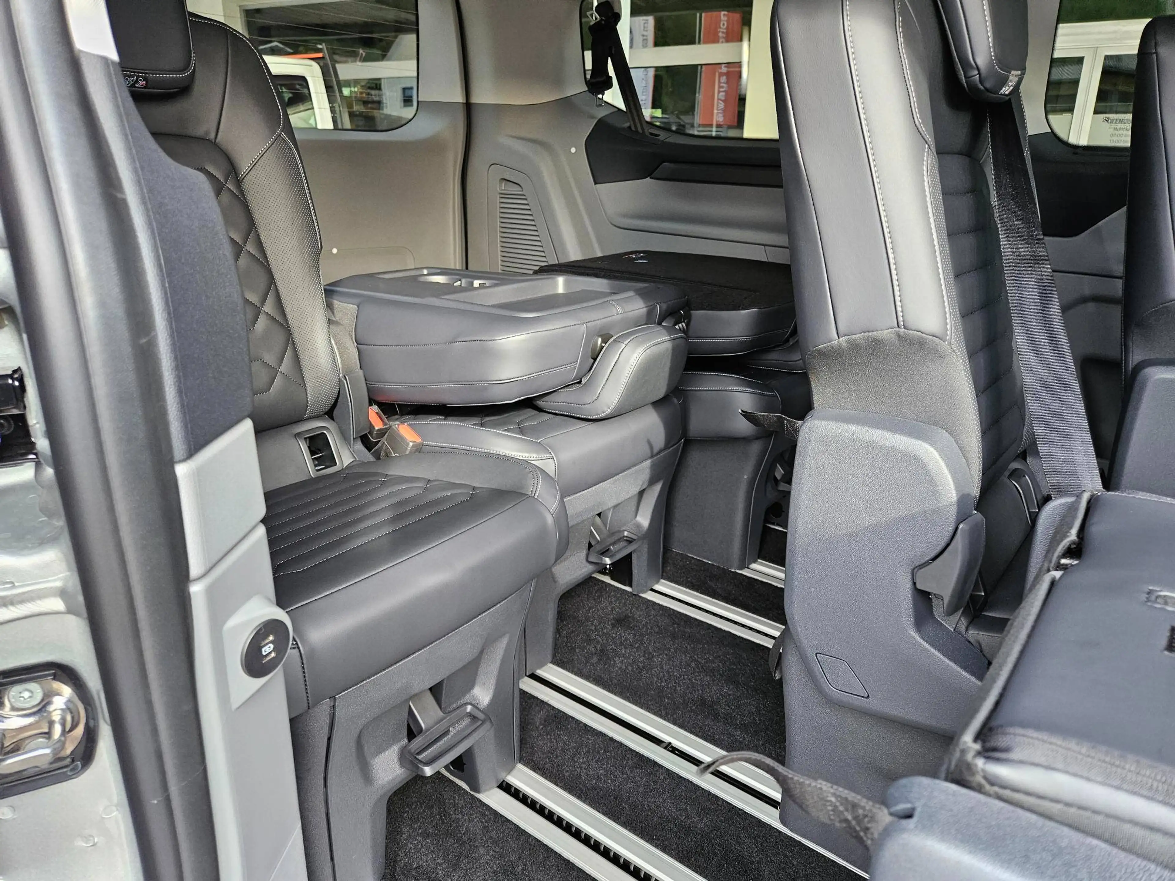 Ford Tourneo Custom Plug-in Hybrid 340 L1 Tourneo Titanium X FWD — photo 12