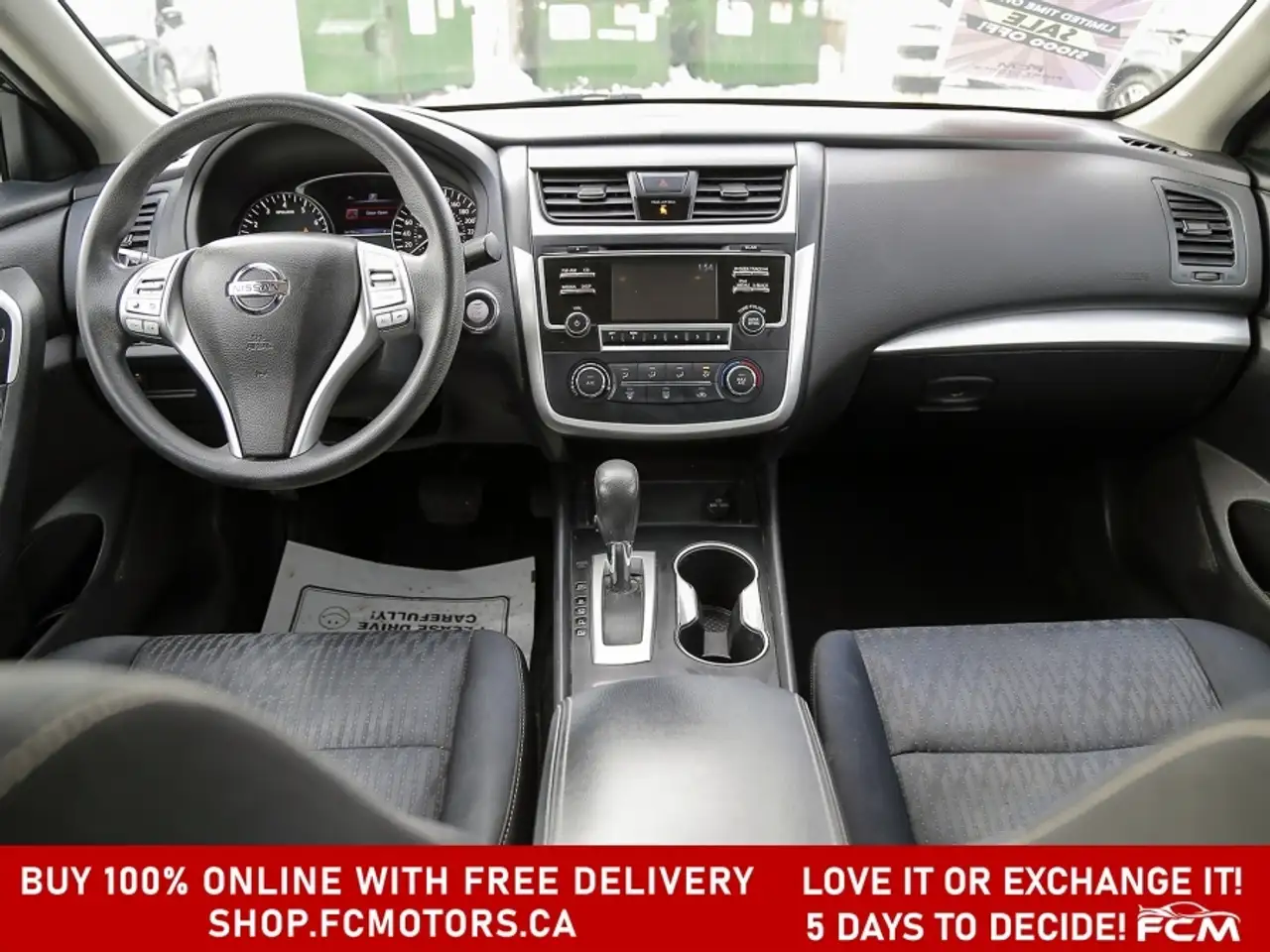 Nissan Altima снимка Nissan Altima