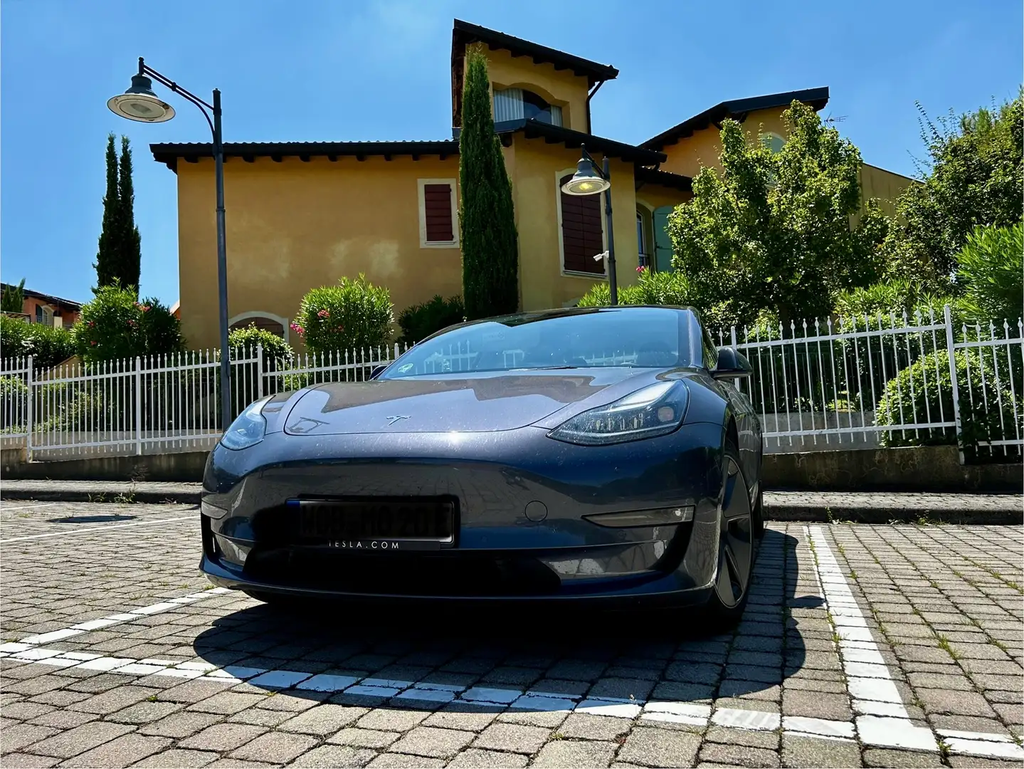 Tesla Model 3 Langstreckenbatt. Allradantrieb Dual Motor 580 KM - 2