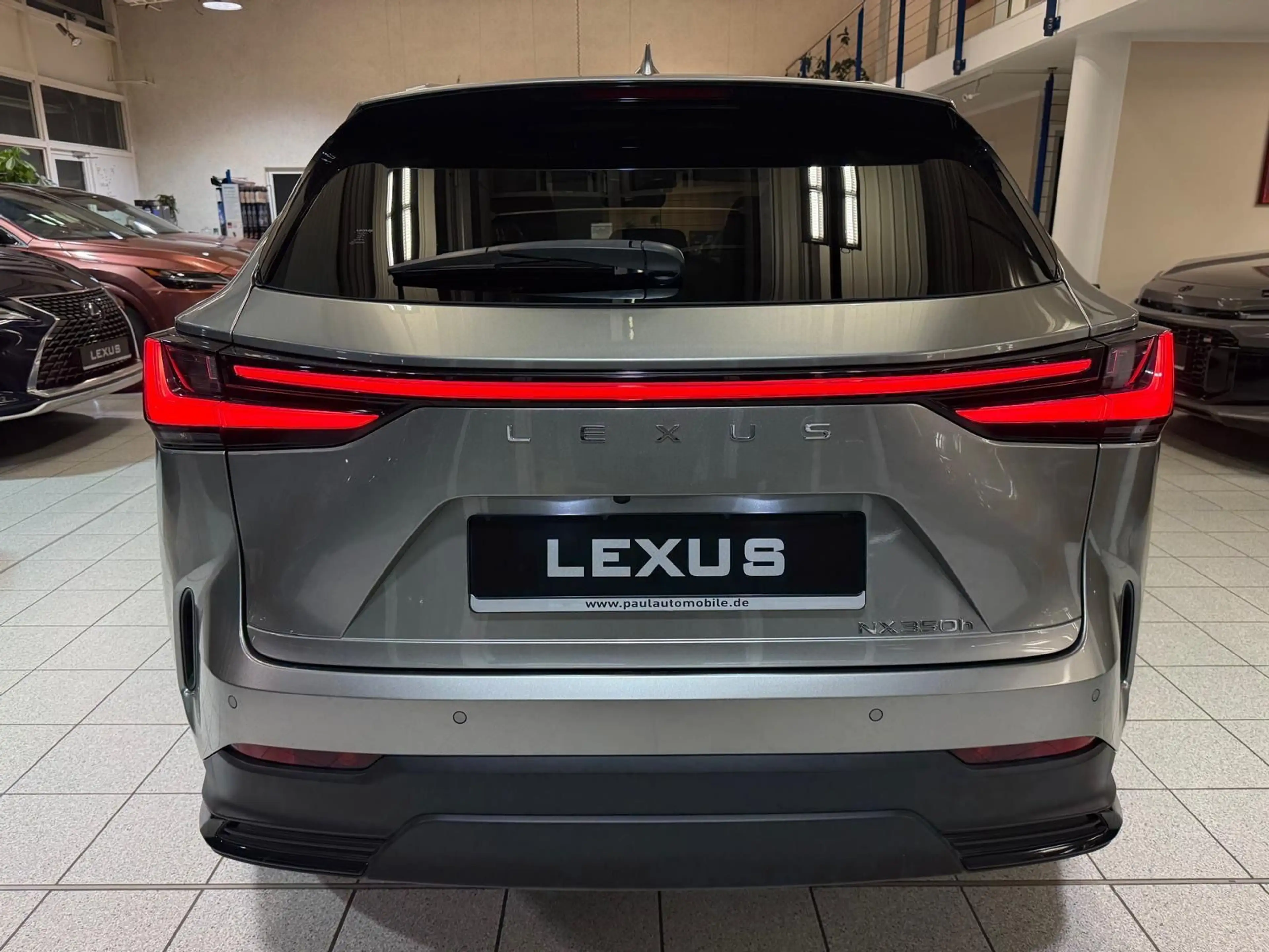 Lexus NX 350h EXE-HUD-360 CAM.-INTERIORP.-2 WD-39.490- — photo 8