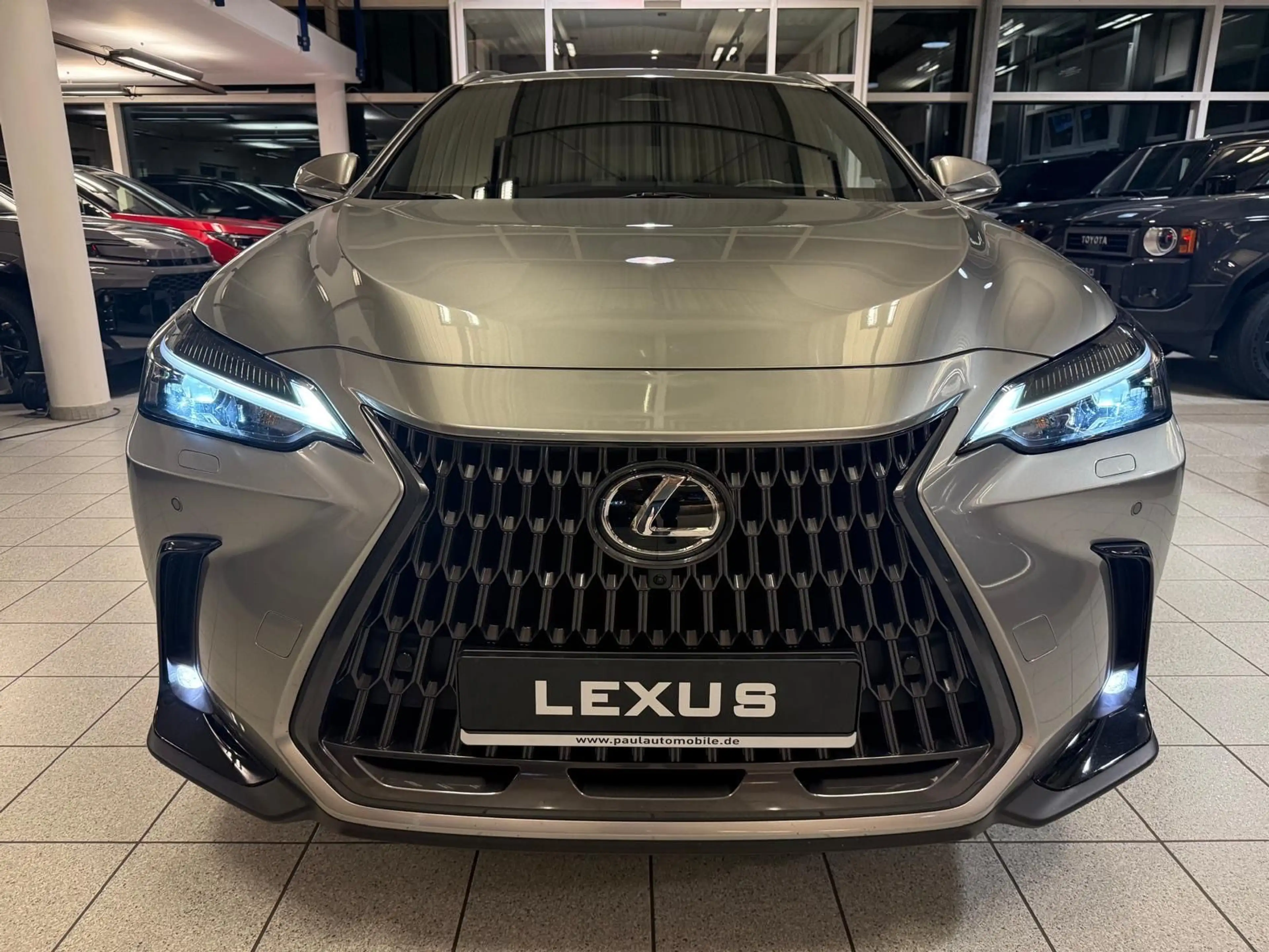 Lexus NX 350h EXE-HUD-360 CAM.-INTERIORP.-2 WD-39.490-