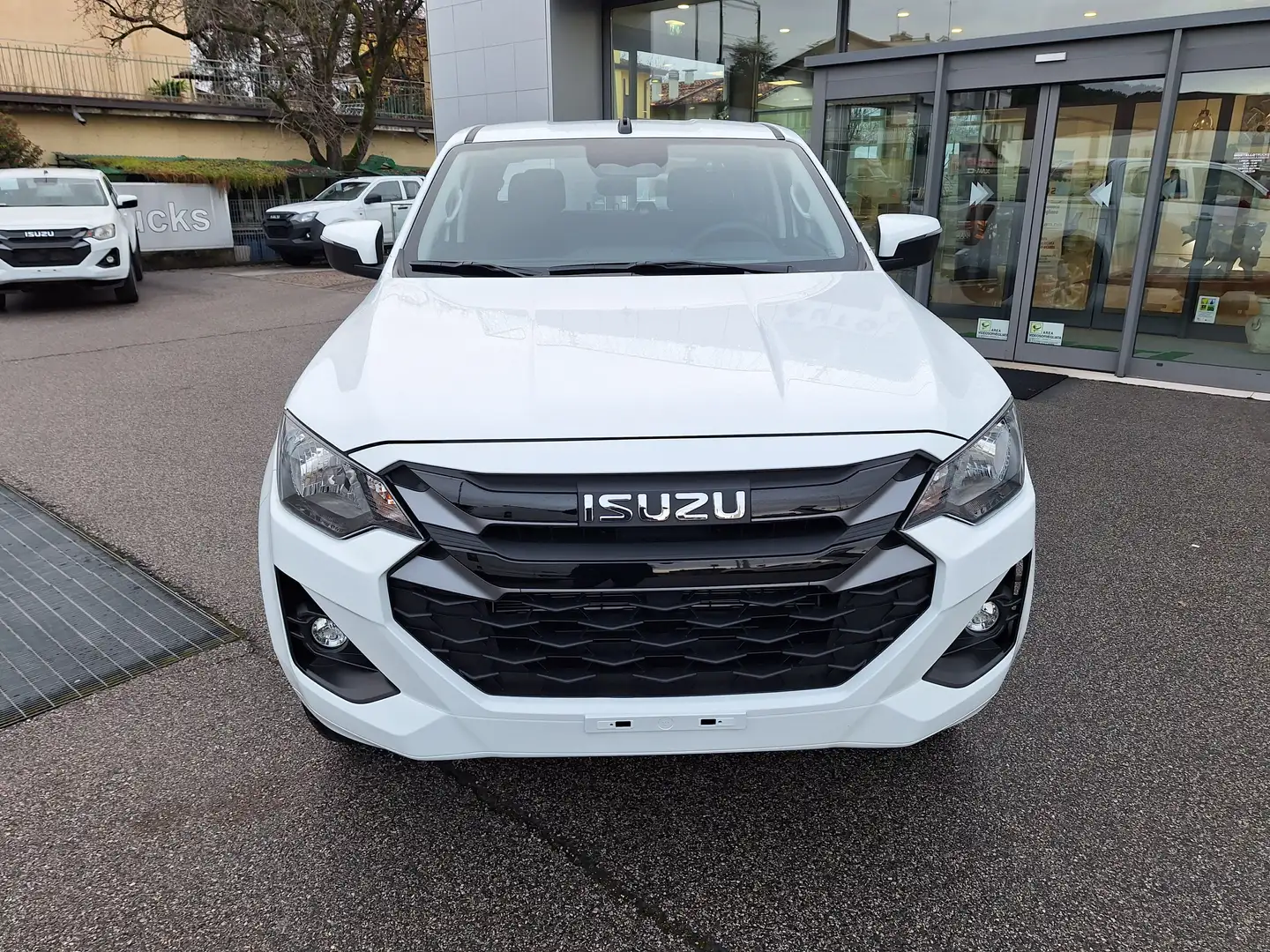 Isuzu D-Max 1.9td Crew N60BB+ 4x4 A/T Pronta Consegna 1000kg Blanco - 2